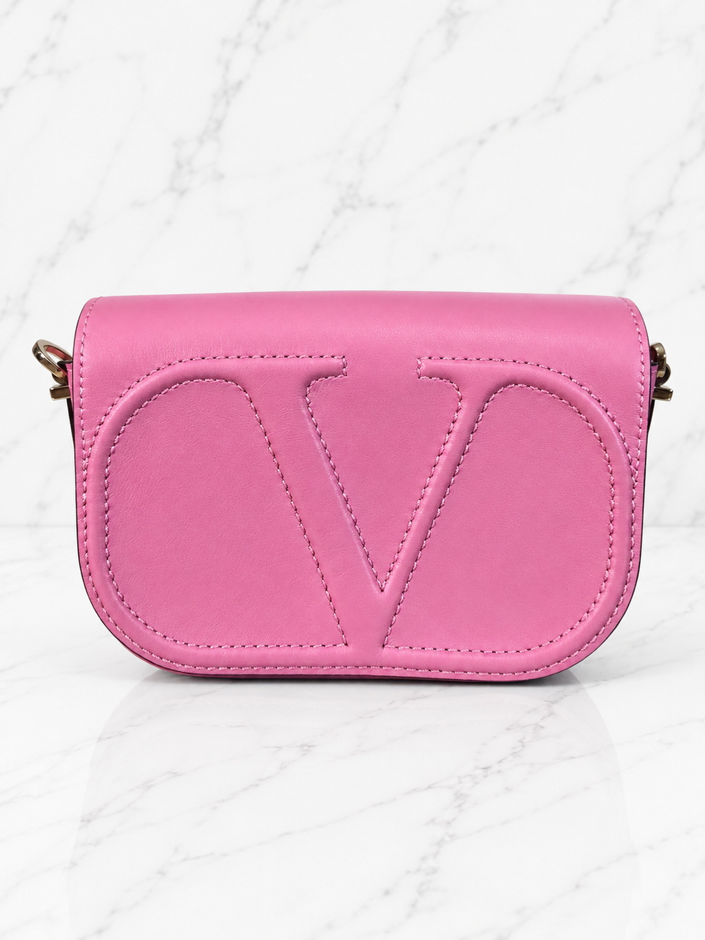 Valentino Garavani Locò Small Shoulder Bag Pink