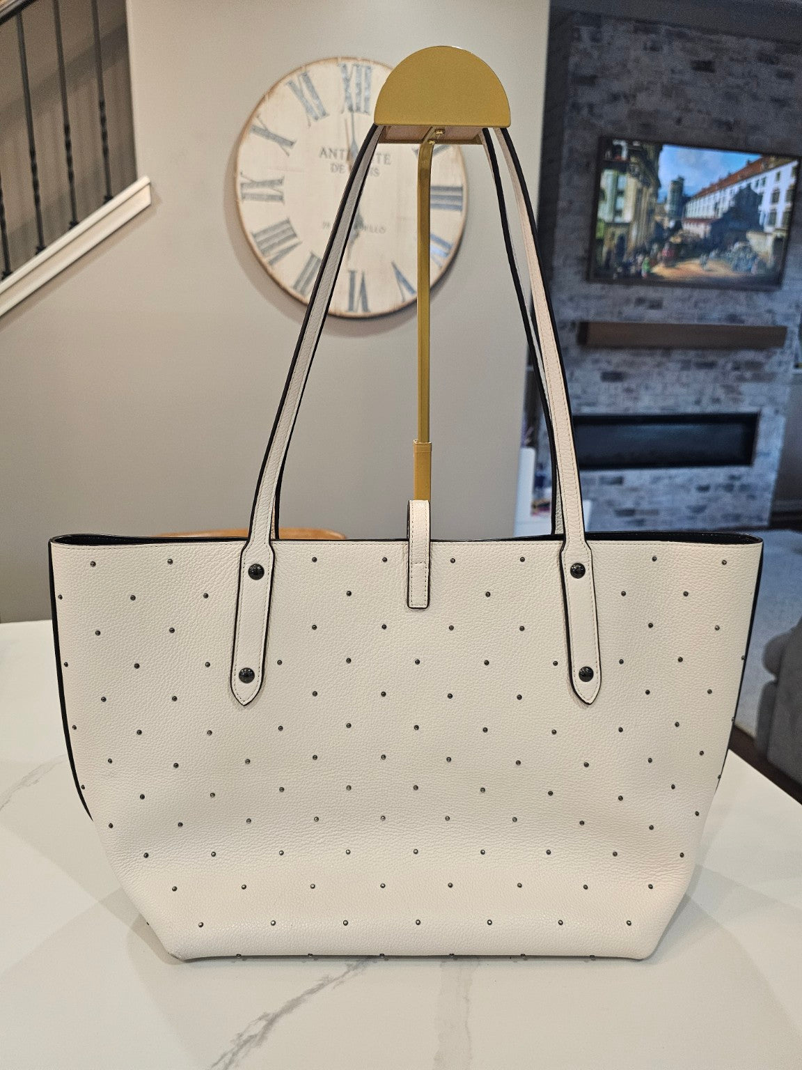 Coach Market Tote – White Pebbled Leather with Bandana Rivets