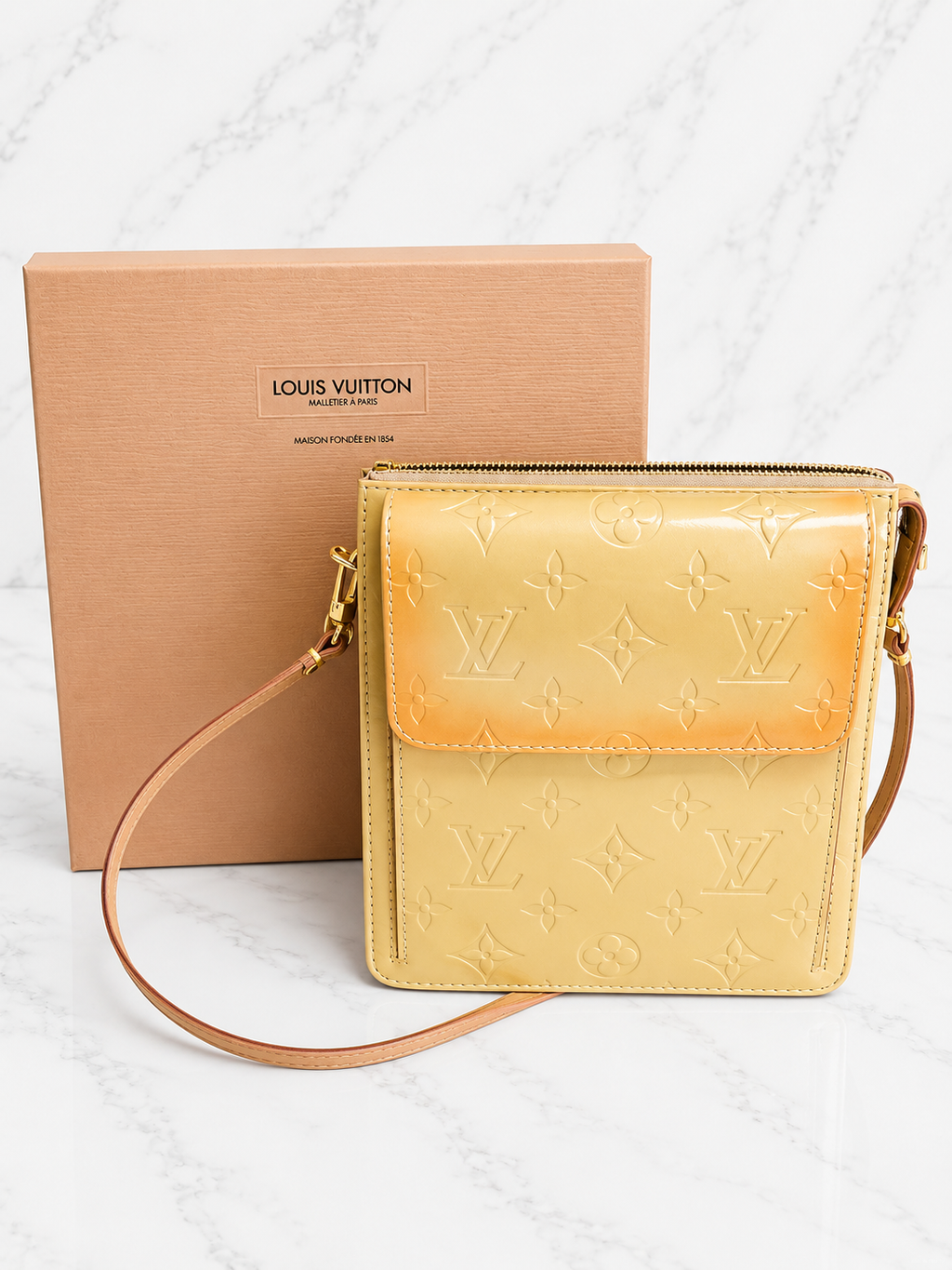 Louis Vuitton Monogram Vernis Mott — Yellow