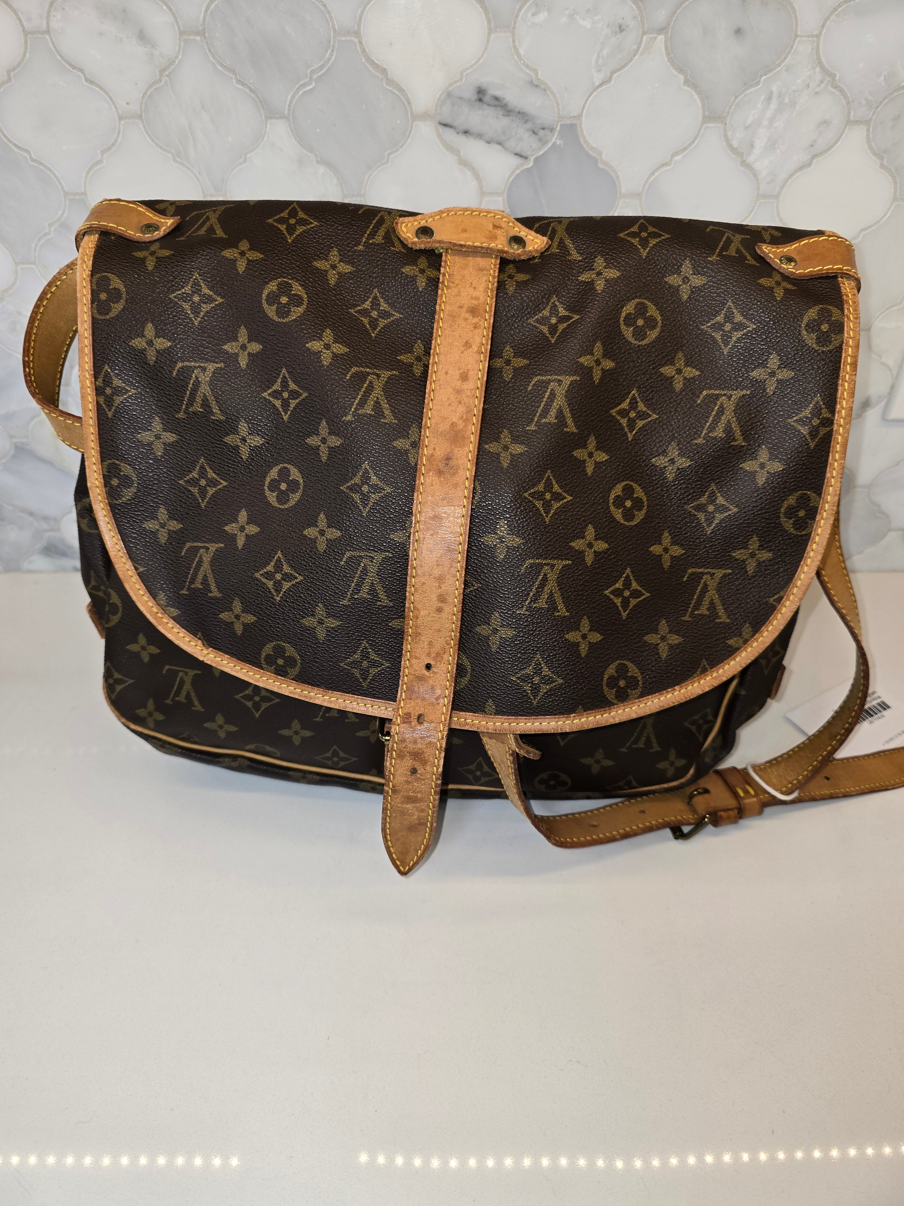 Louis Vuitton Monogram Saumur 35