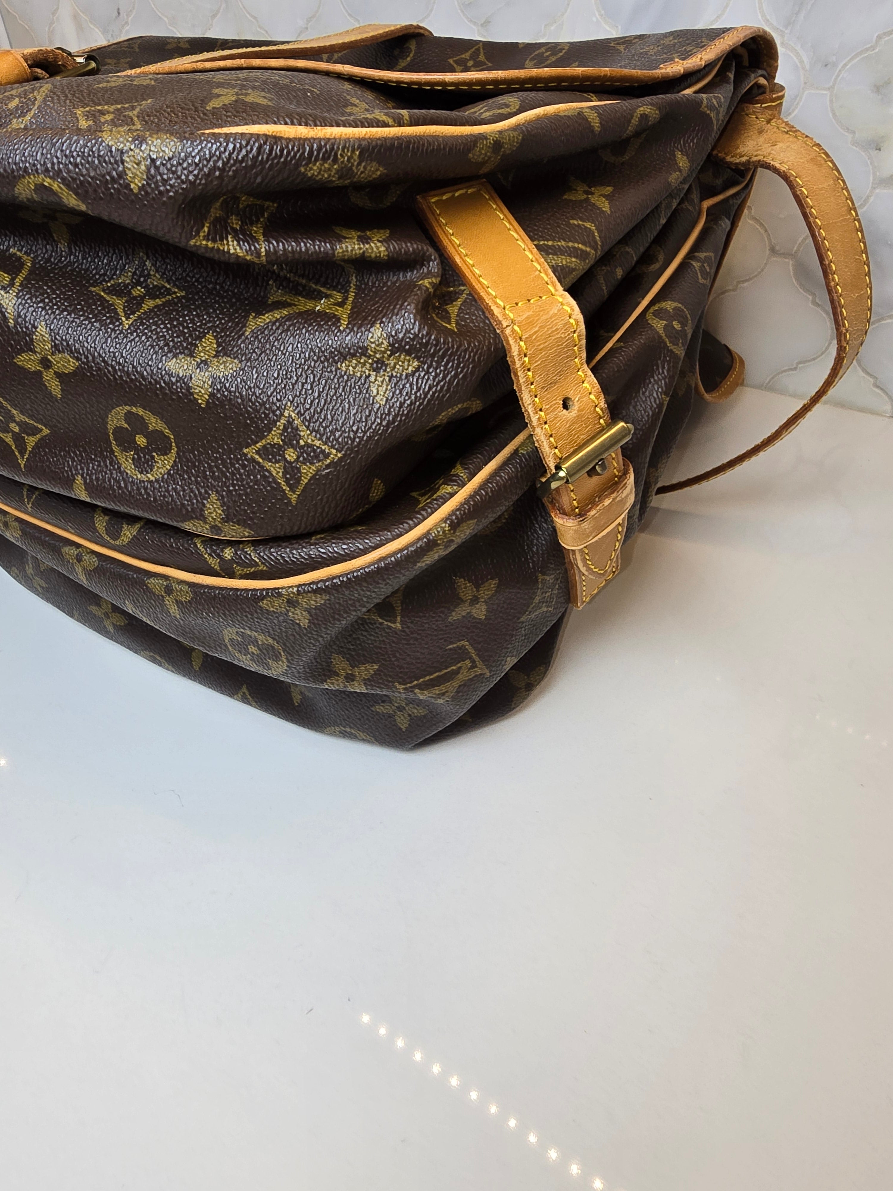 Louis Vuitton Monogram Saumur 35