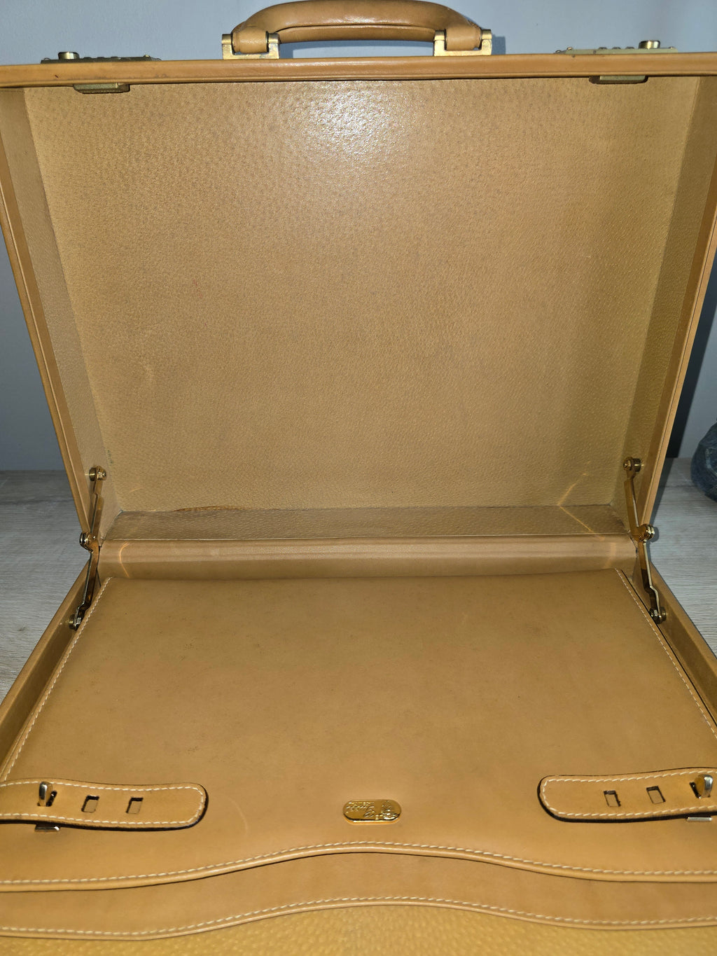 Vintage Gucci Valigeria Hard-Shell Suitcase