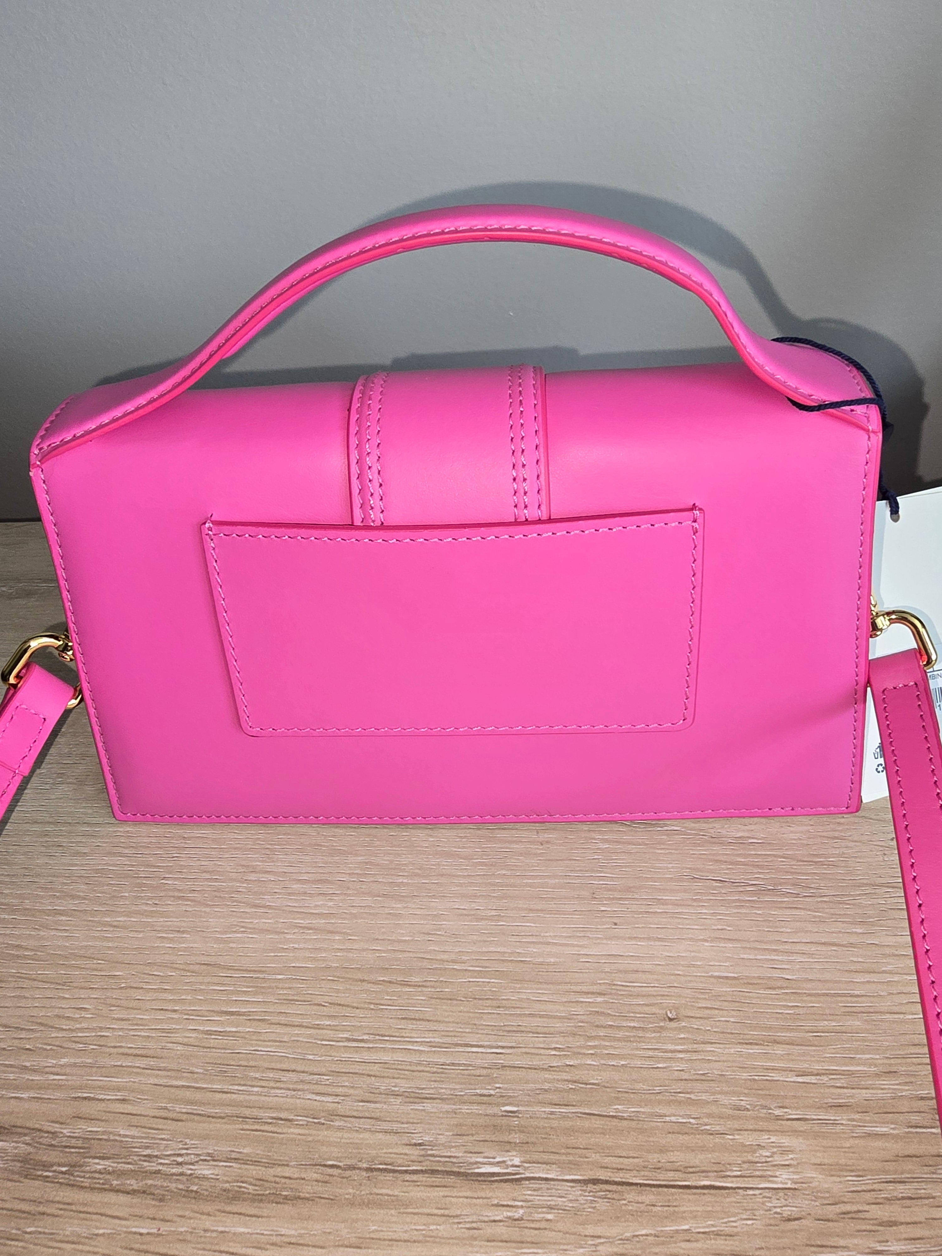 Jacquemus Le Grand Bambino Leather Shoulder Bag in Pink — New With Tags