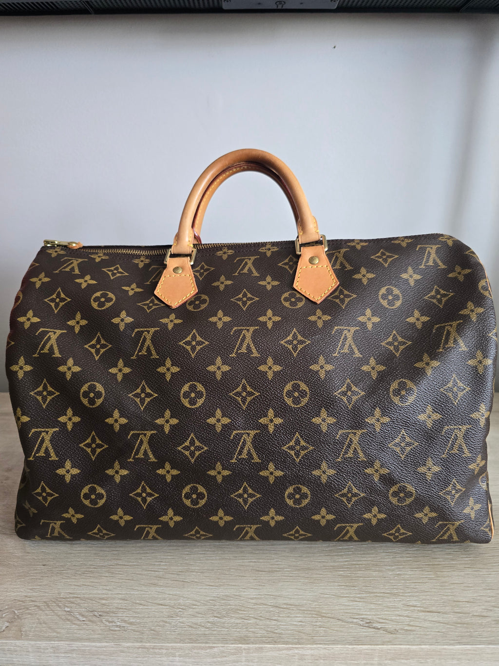 Louis Vuitton Speedy 40 Monogram Handbag in Brown