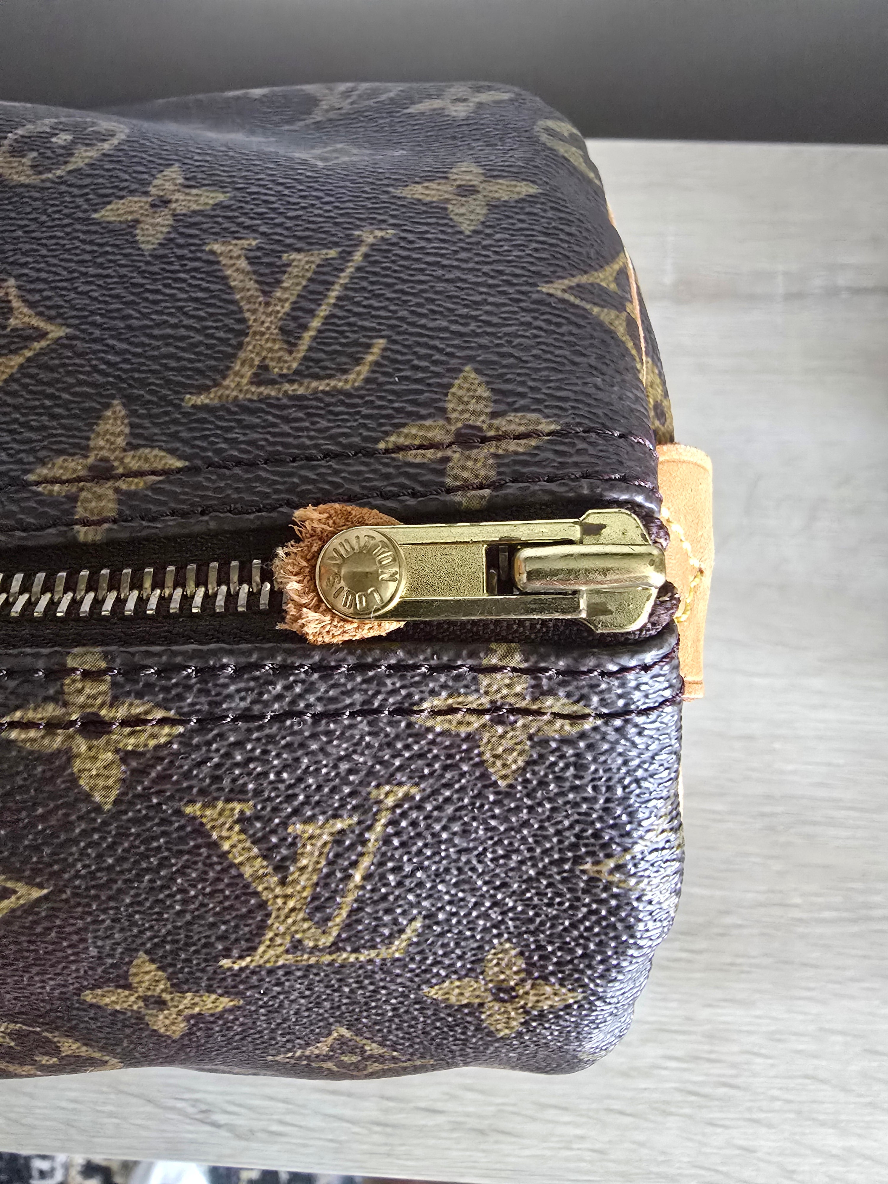 Louis Vuitton Speedy 40 Monogram Handbag in Brown