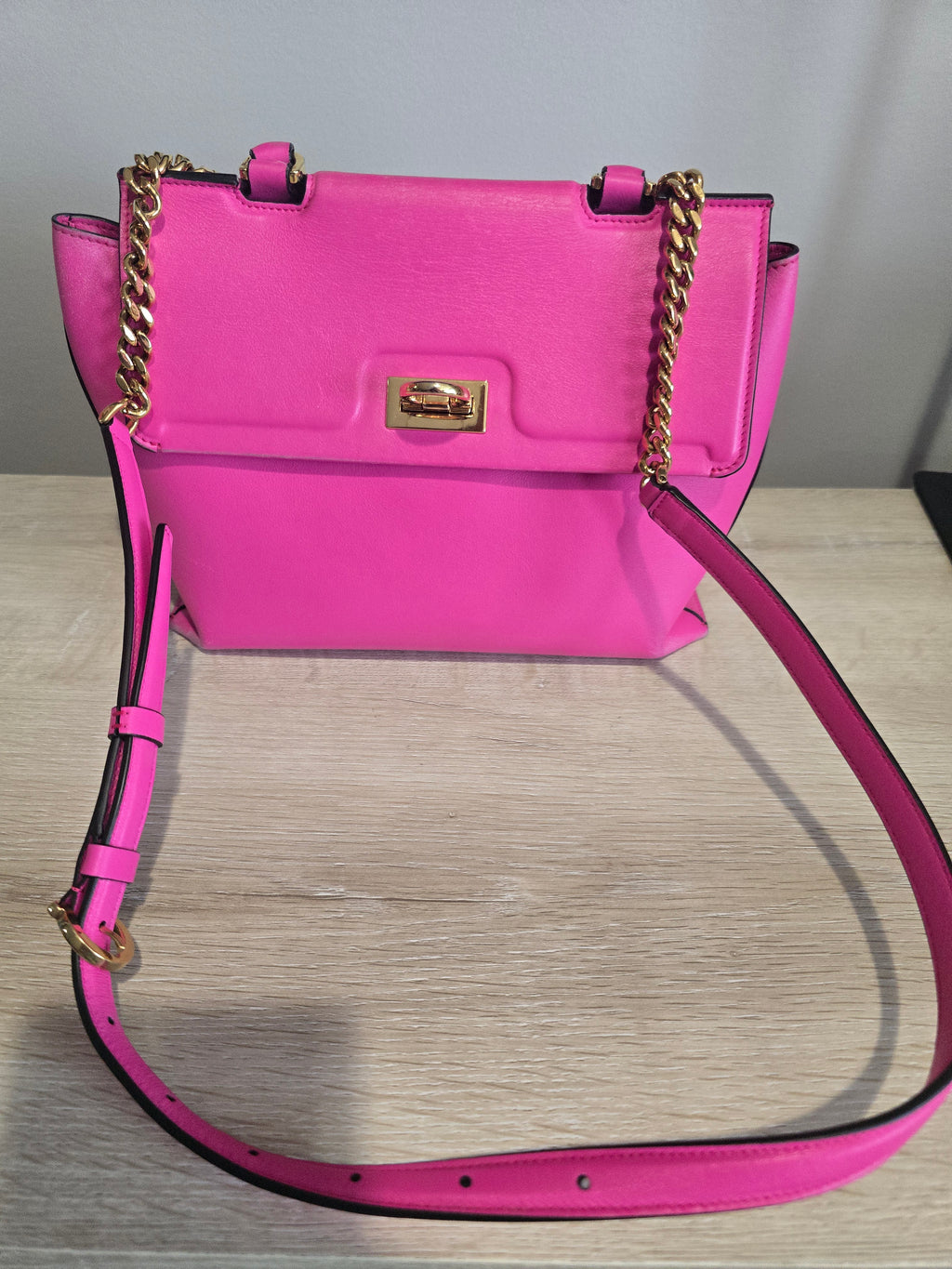 Salvatore Ferragamo Trifolio Large Leather Two Way Bag in Pink and Gold