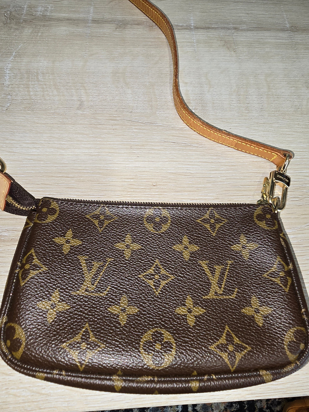 Louis Vuitton Monogram Pochette Accessoires