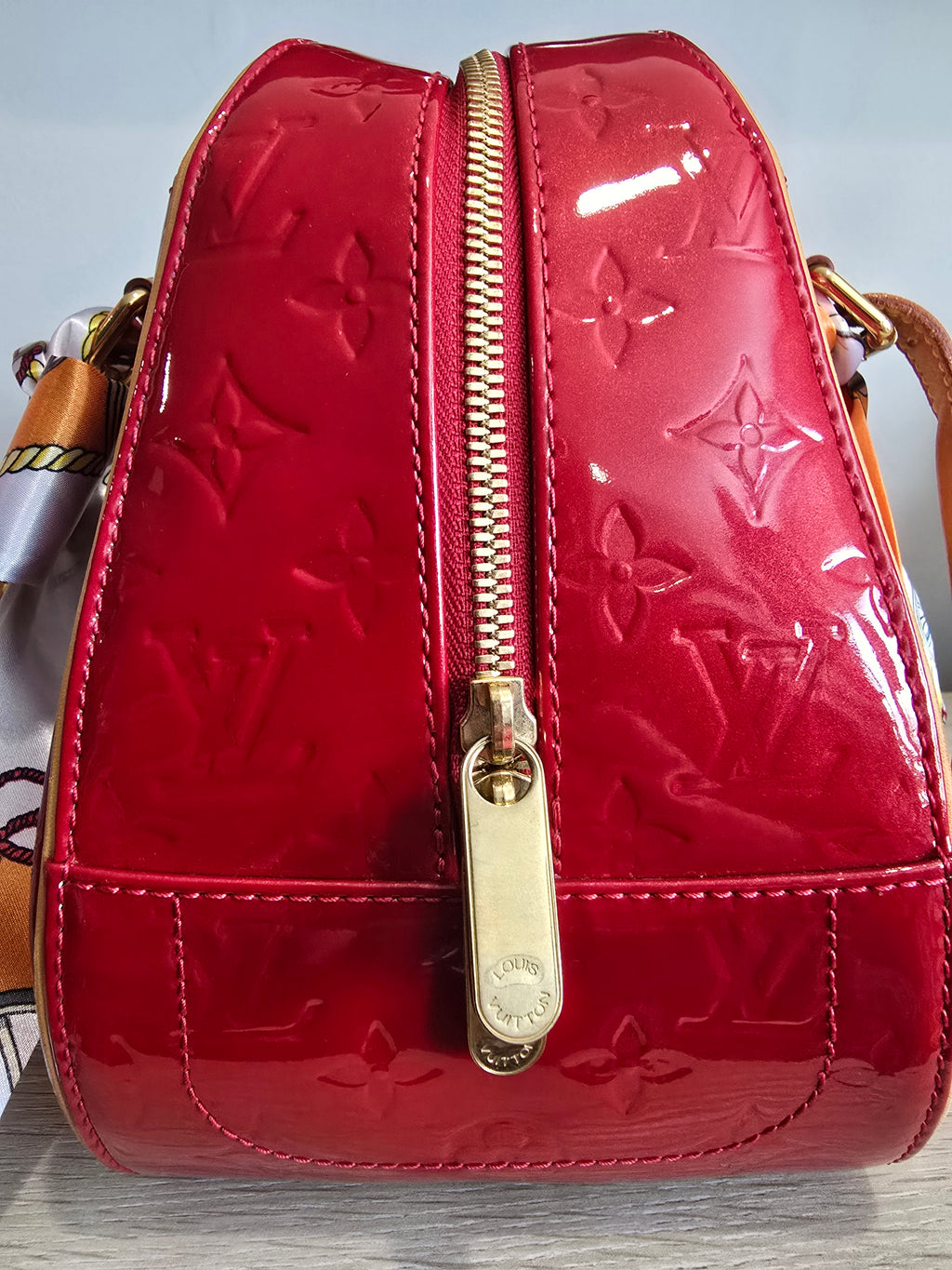 Louis Vuitton Monogram Vernis Summit Drive — Pomme D’Amour