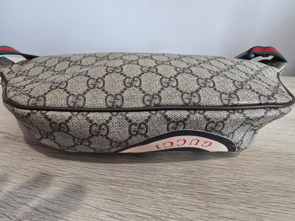 Gucci Supreme Monogram Courrier Belt Bag