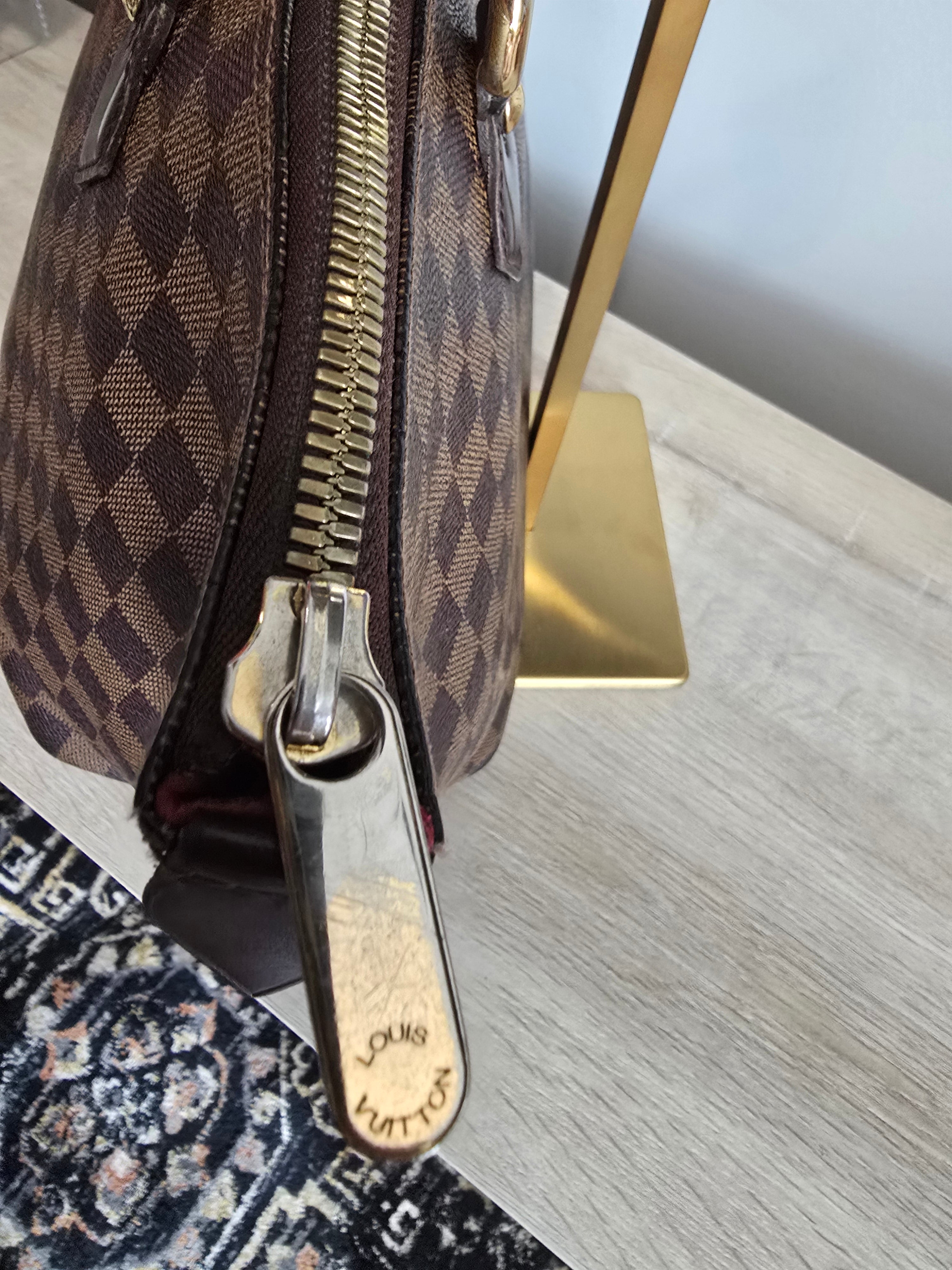 Louis Vuitton Damier Ebene Saleya MM