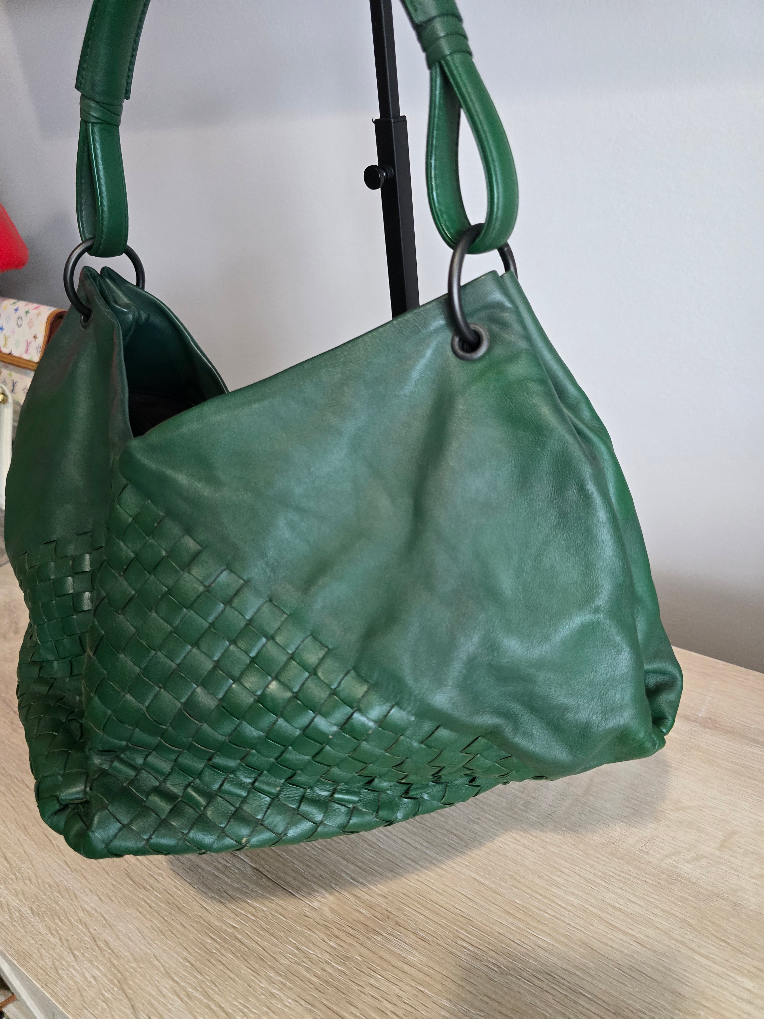 Bottega Veneta Fortune Cookie Hobo — Dark Green
