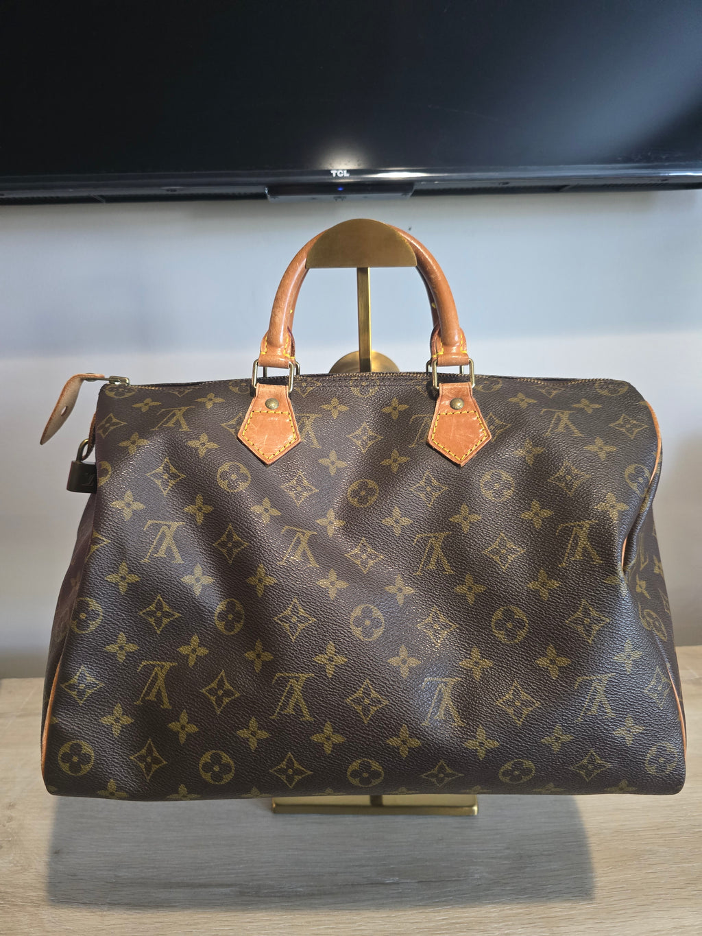 Louis Vuitton Speedy 35 — Monogram Canvas