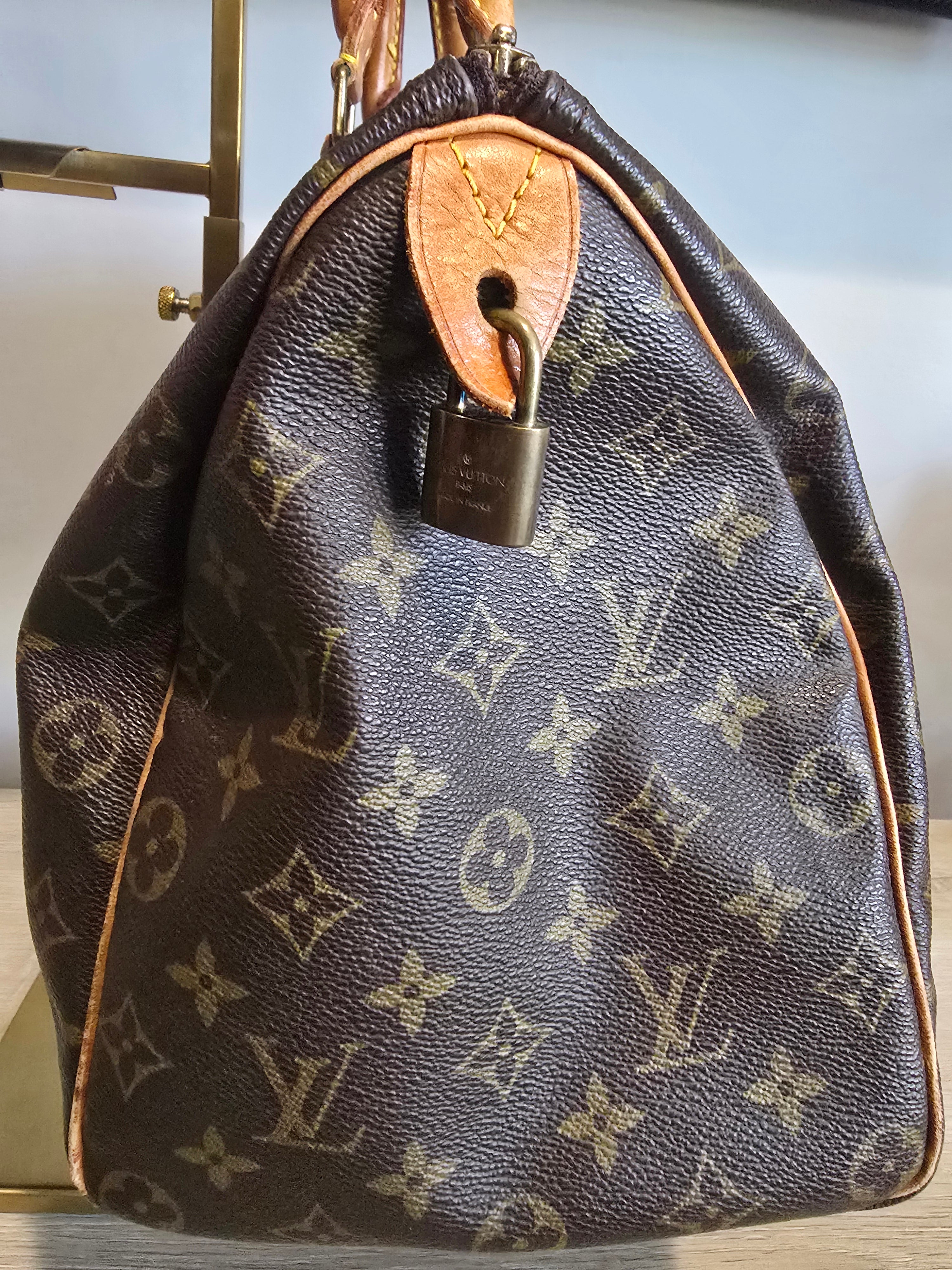 Louis Vuitton Speedy 35 — Monogram Canvas