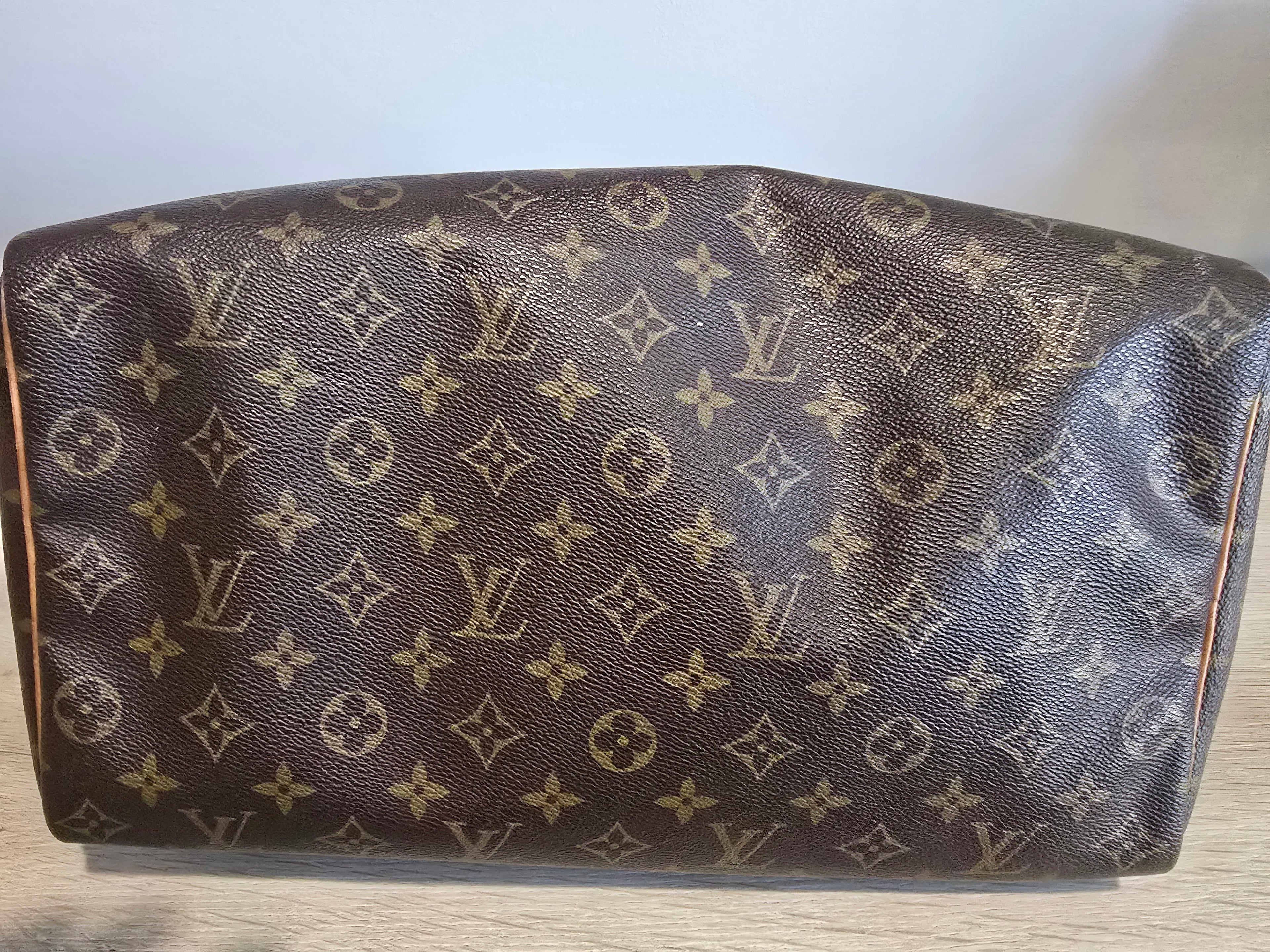 Louis Vuitton Speedy 35 — Monogram Canvas