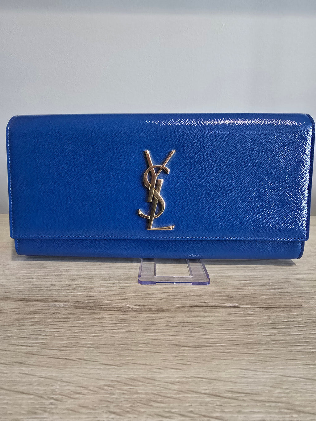 Saint Laurent Grain de Poudre Monogram Cassandre Clutch
