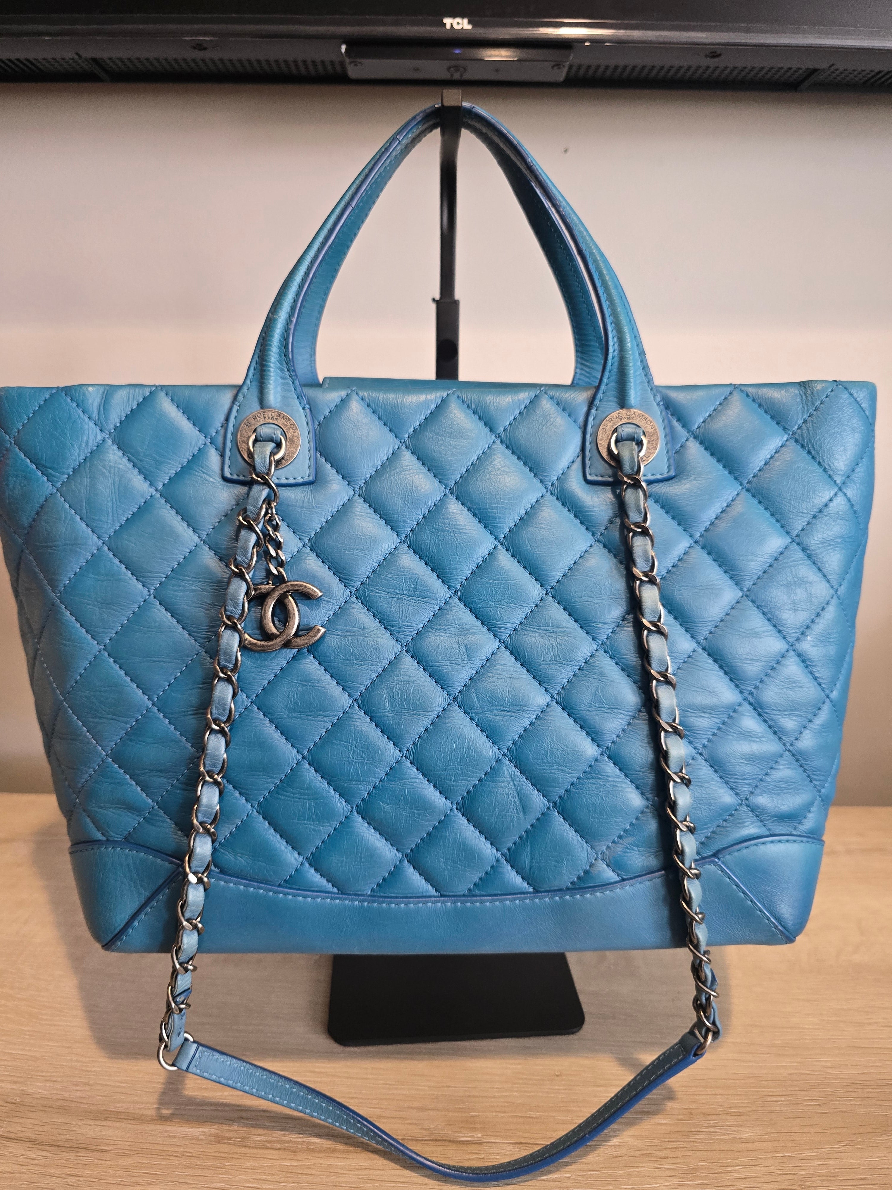Chanel Quilted Calfskin Easy Shopping Tote