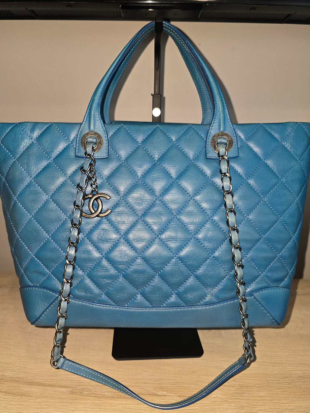Chanel Quilted Calfskin Easy Shopping Tote