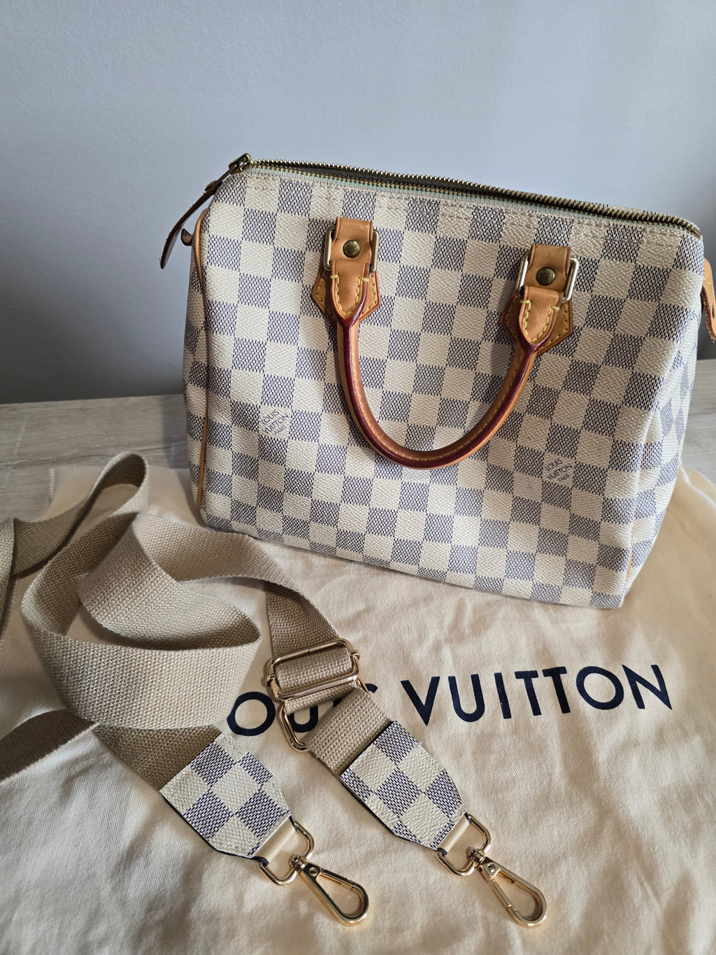 Louis Vuitton Damier Azur Speedy 20