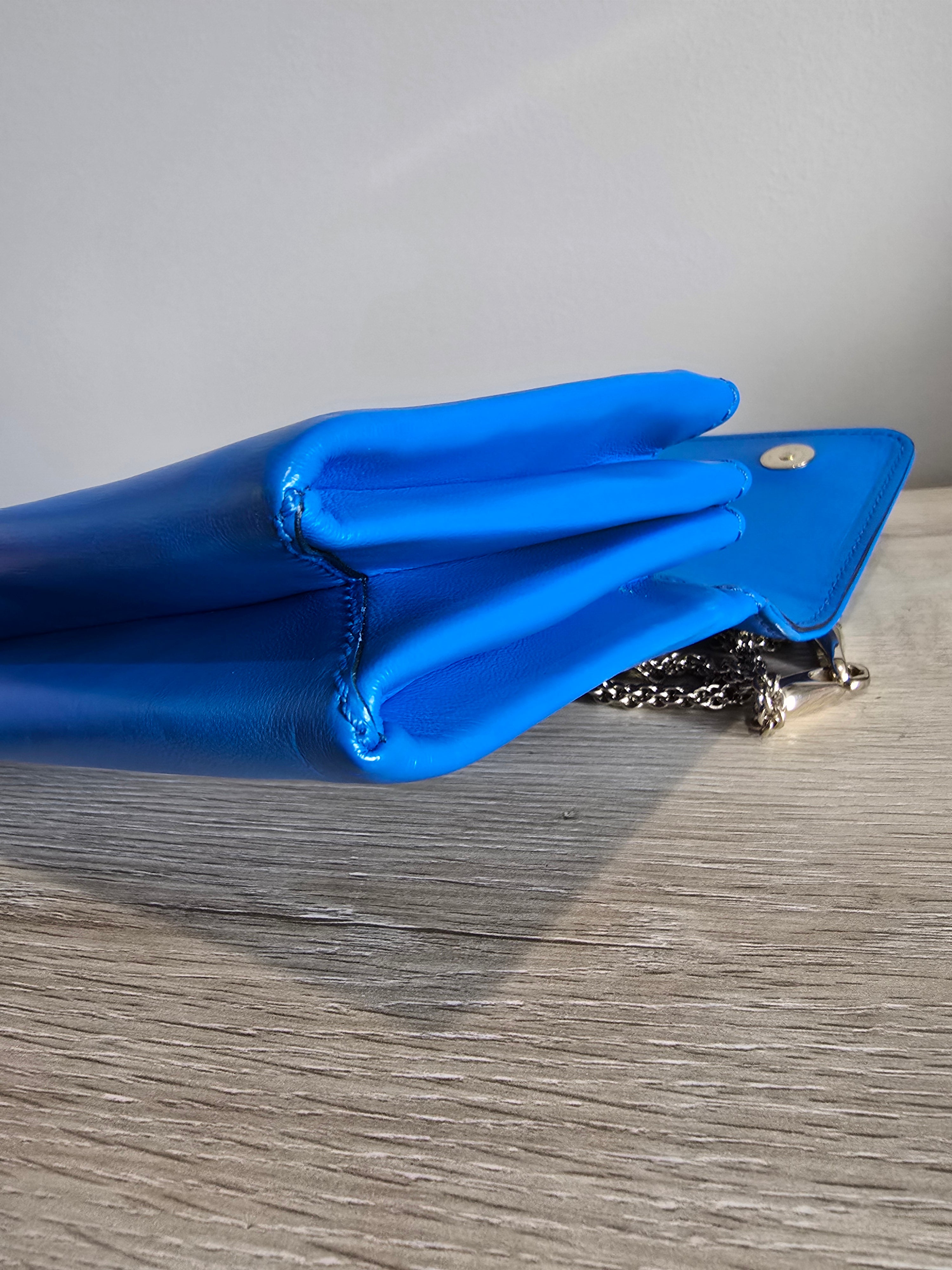 Valentino Garavani Va Va Voom Shoulder Bag — Vibrant Blue