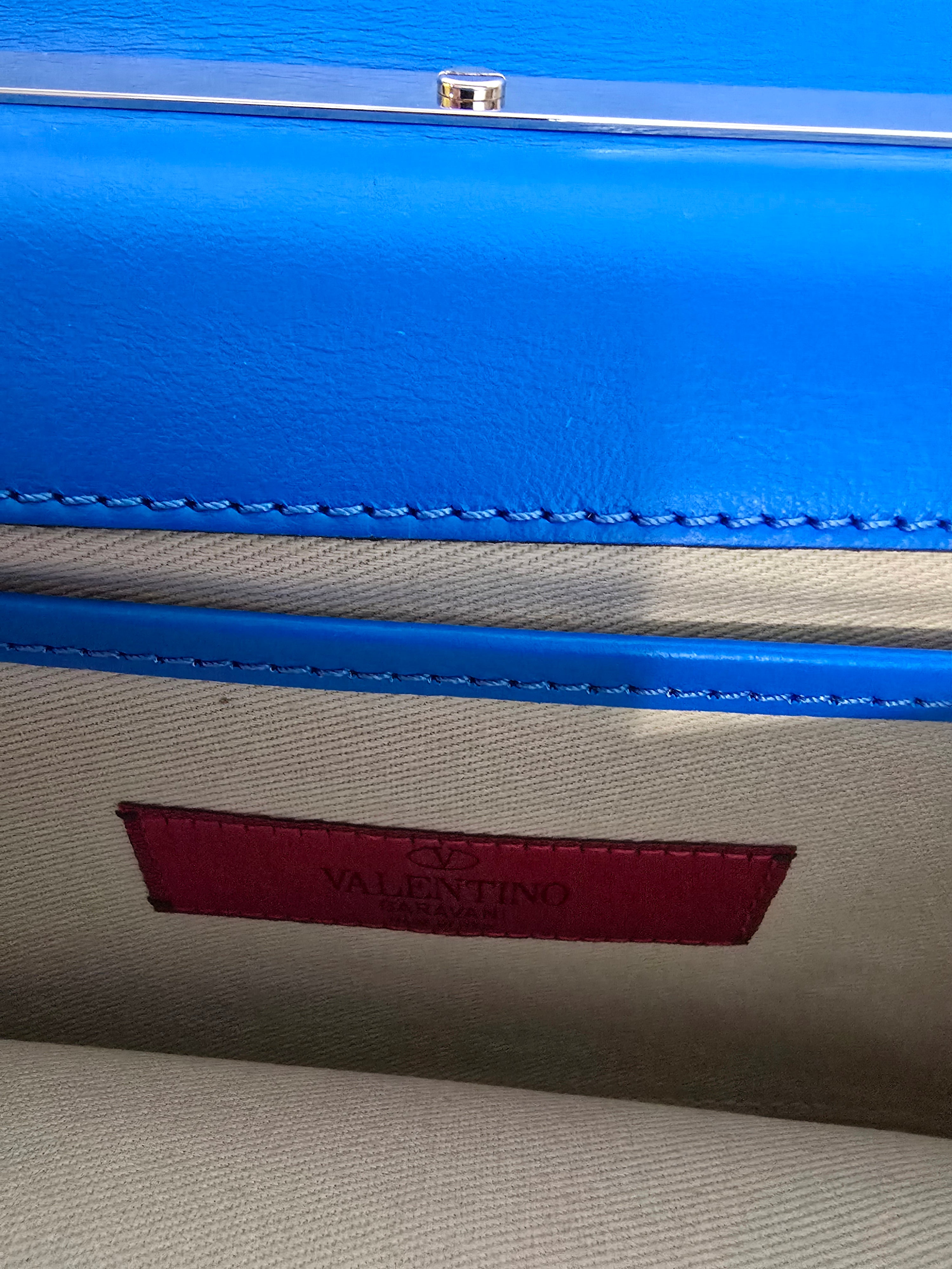 Valentino Garavani Va Va Voom Shoulder Bag — Vibrant Blue