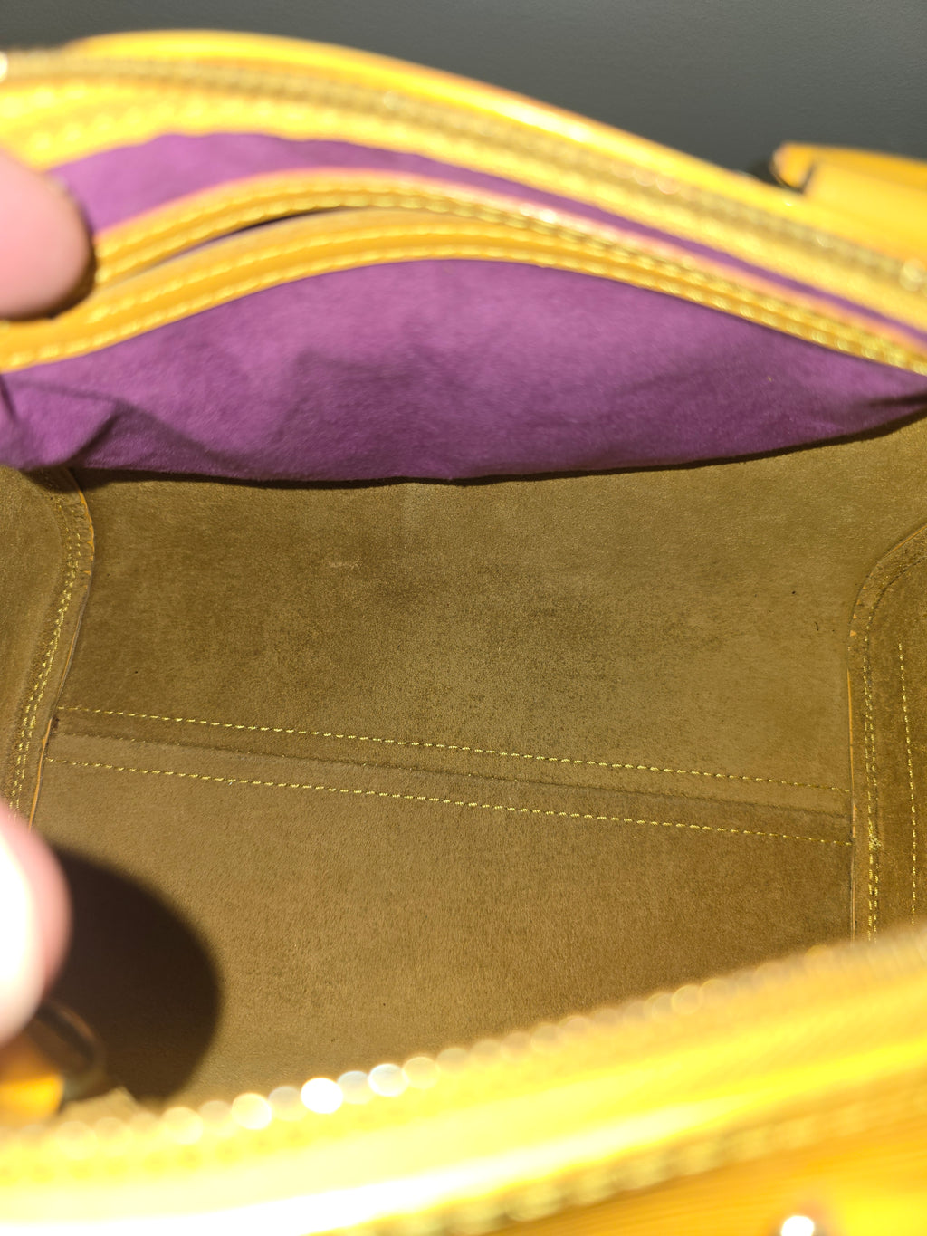 Louis Vuitton Epi Speedy 25 — Yellow