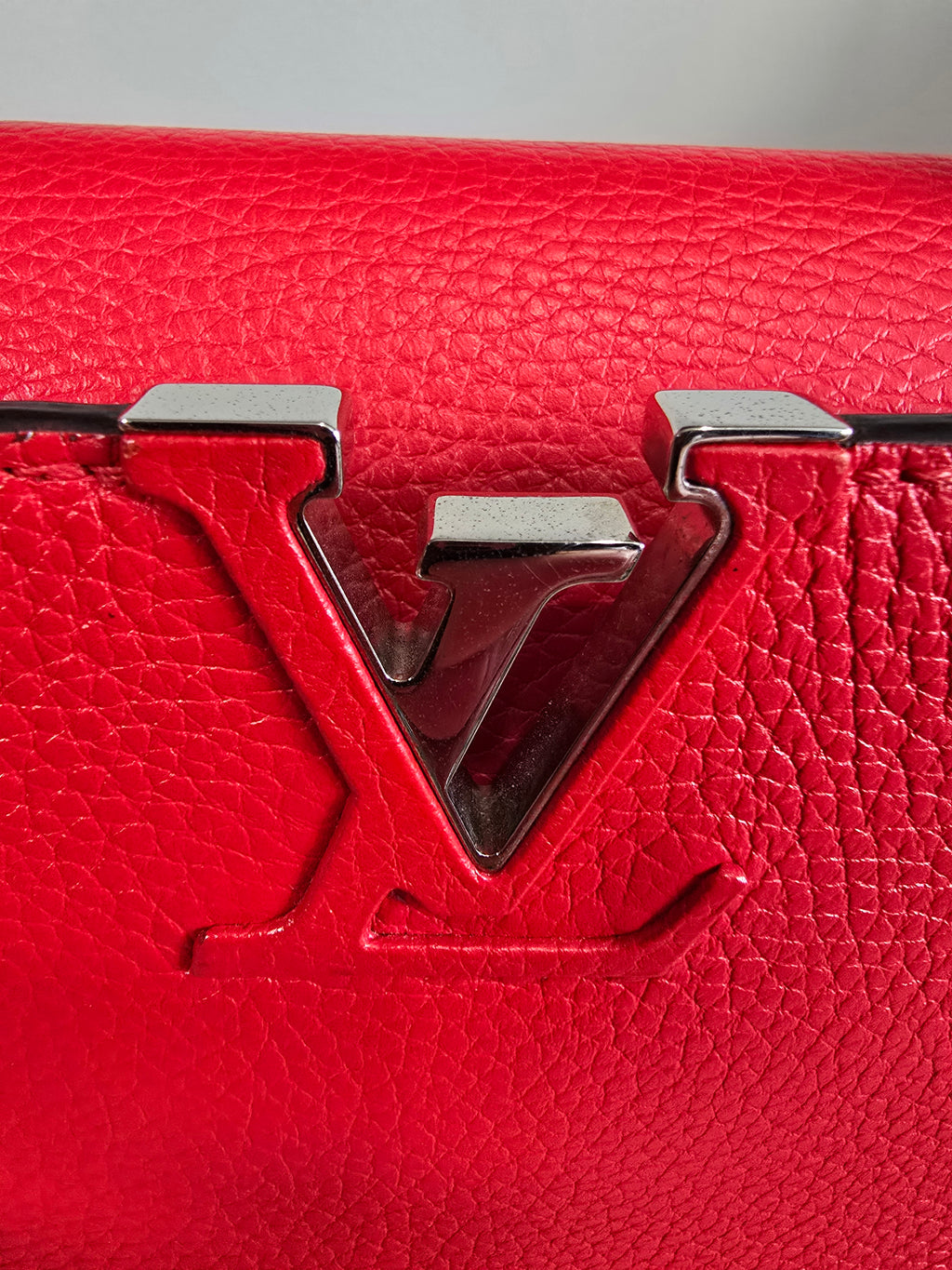 Louis Vuitton Capucines MM Rubis Red