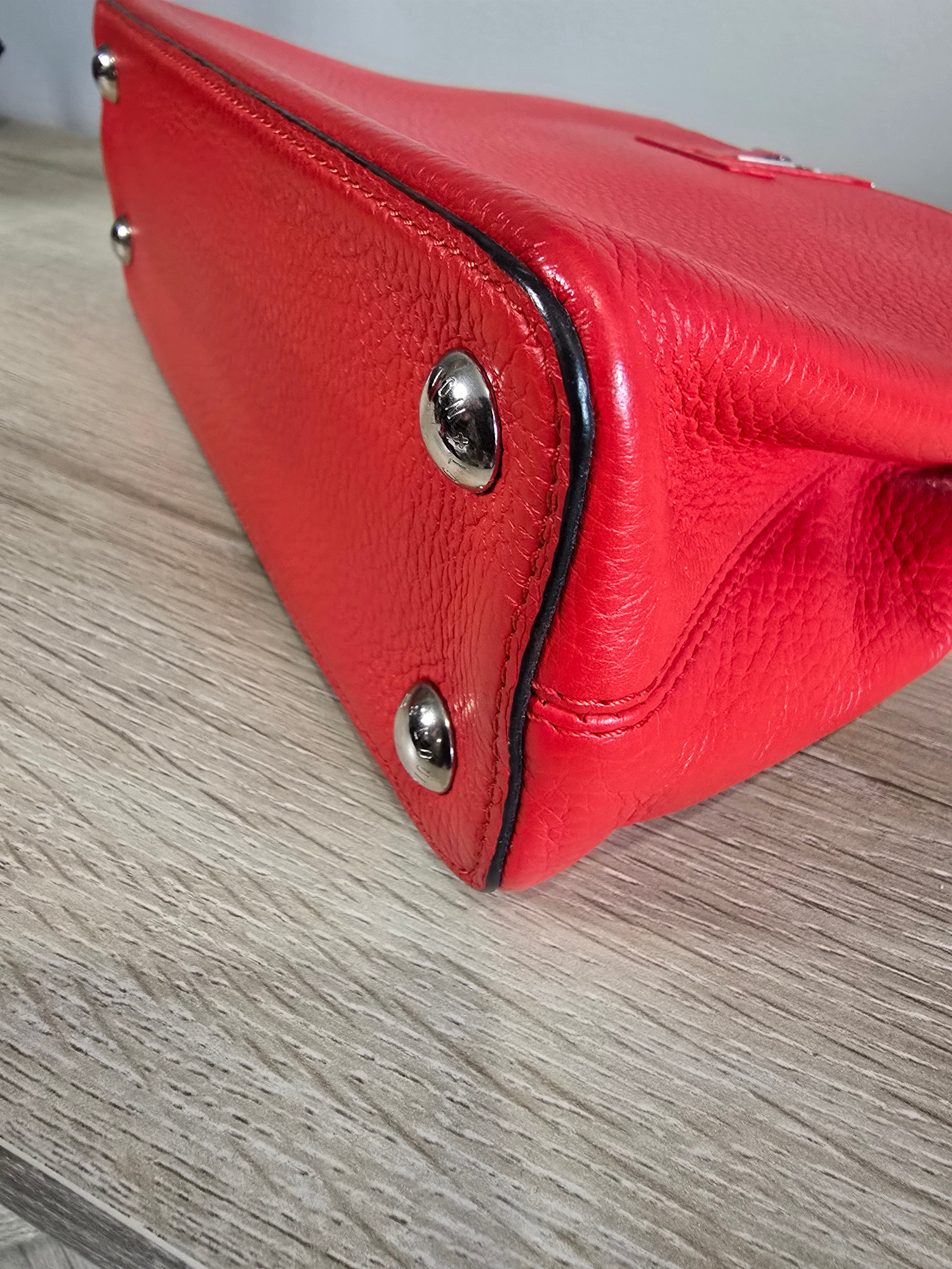 Louis Vuitton Capucines MM Rubis Red