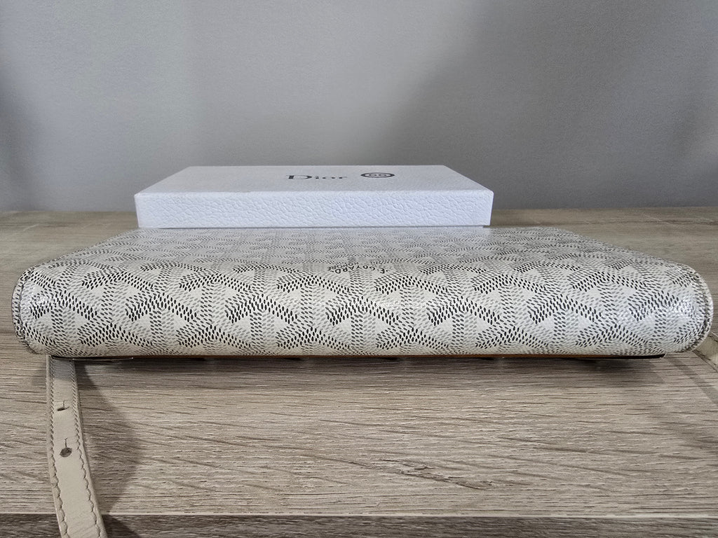 Goyard Goyardine Monte Carlo Bois Clutch White