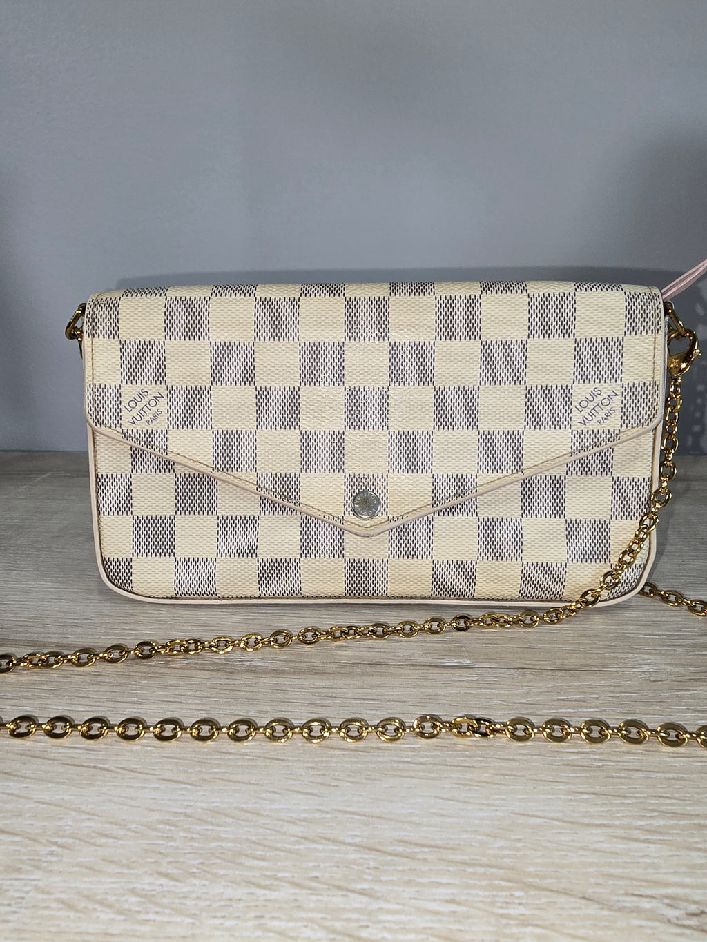 Louis Vuitton Damier Azur Pochette Félicie
