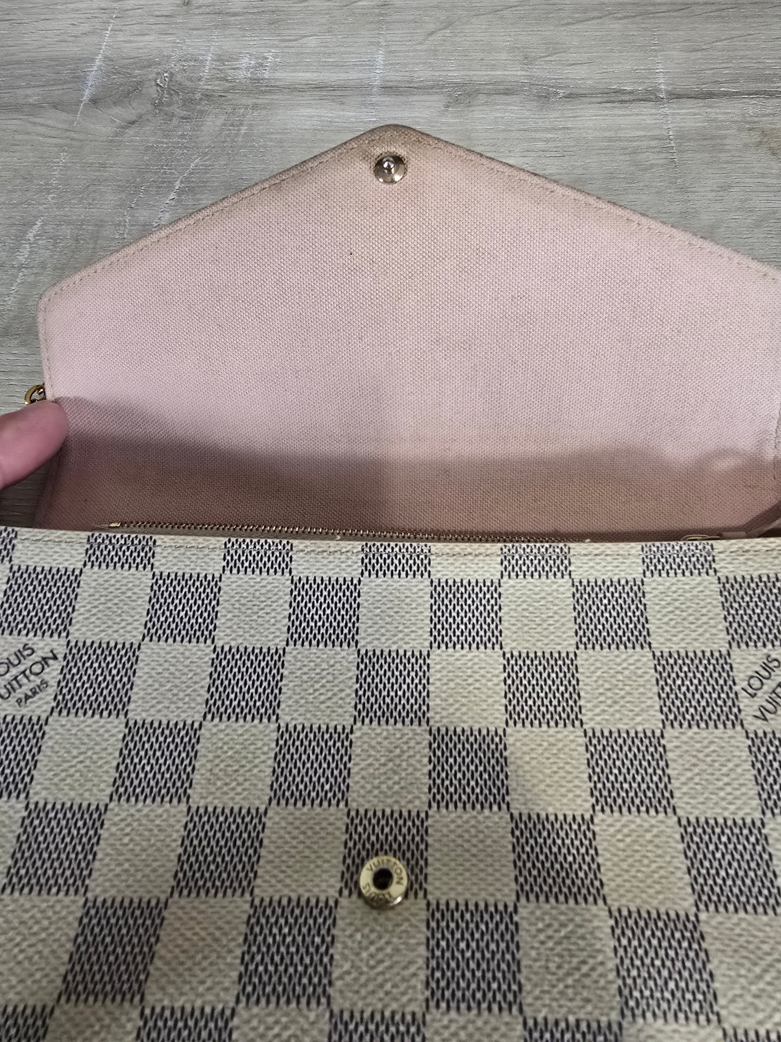 Louis Vuitton Damier Azur Pochette Félicie