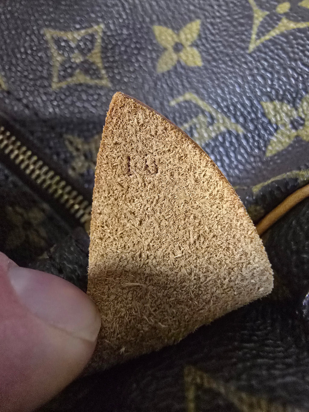 Louis Vuitton Monogram Speedy 40