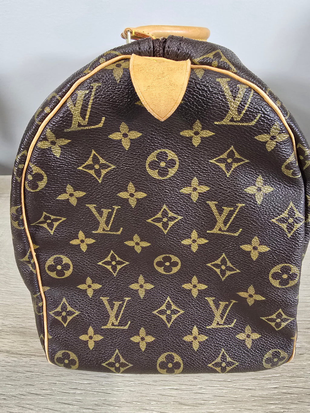 Louis Vuitton Monogram Speedy 40