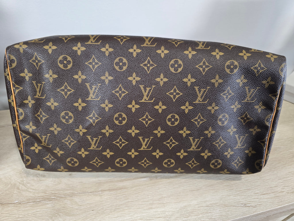 Louis Vuitton Monogram Speedy 40