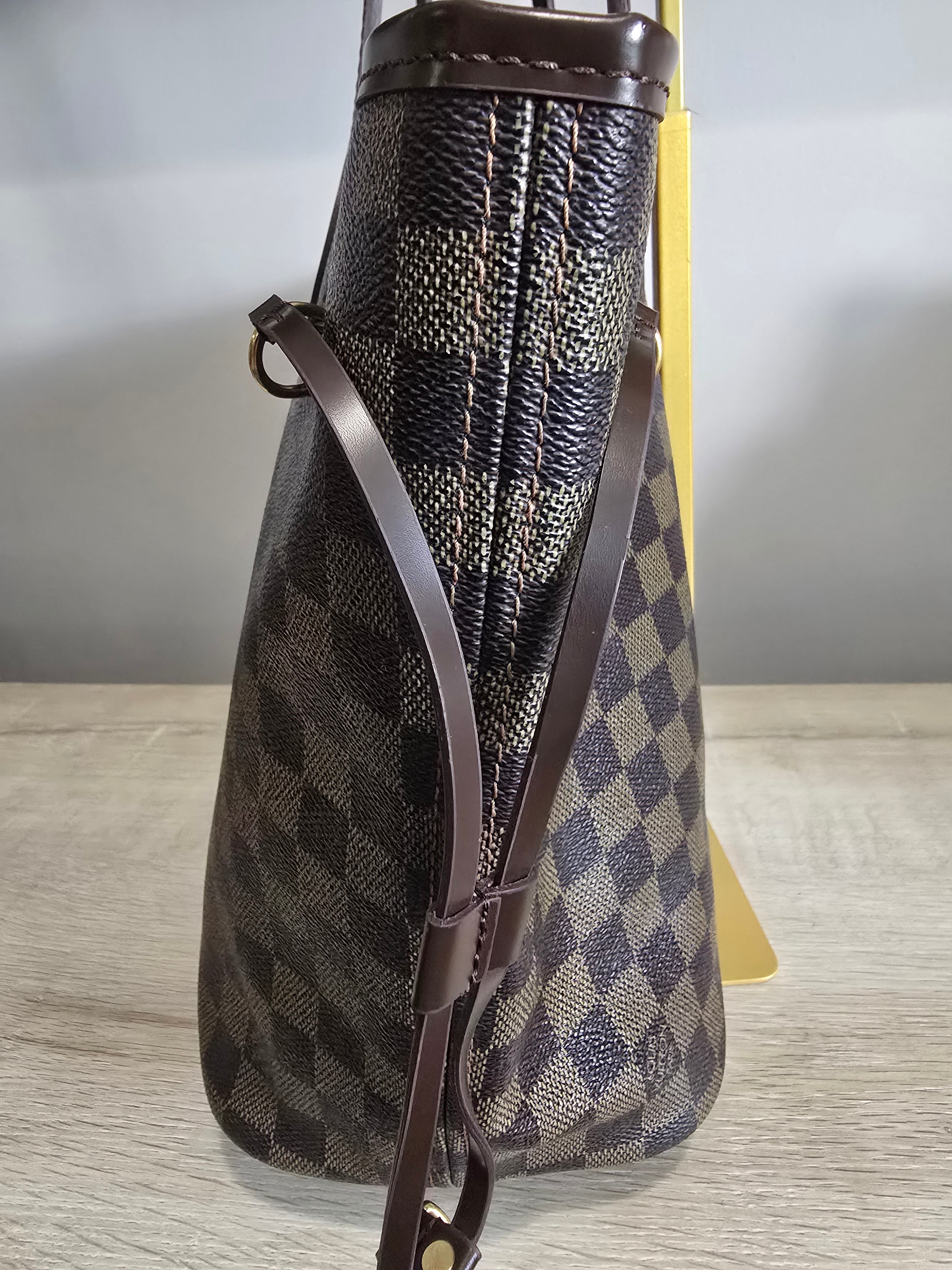 Louis Vuitton Damier Ebene Neverfull MM