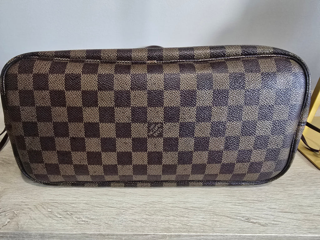 Louis Vuitton Damier Ebene Neverfull MM