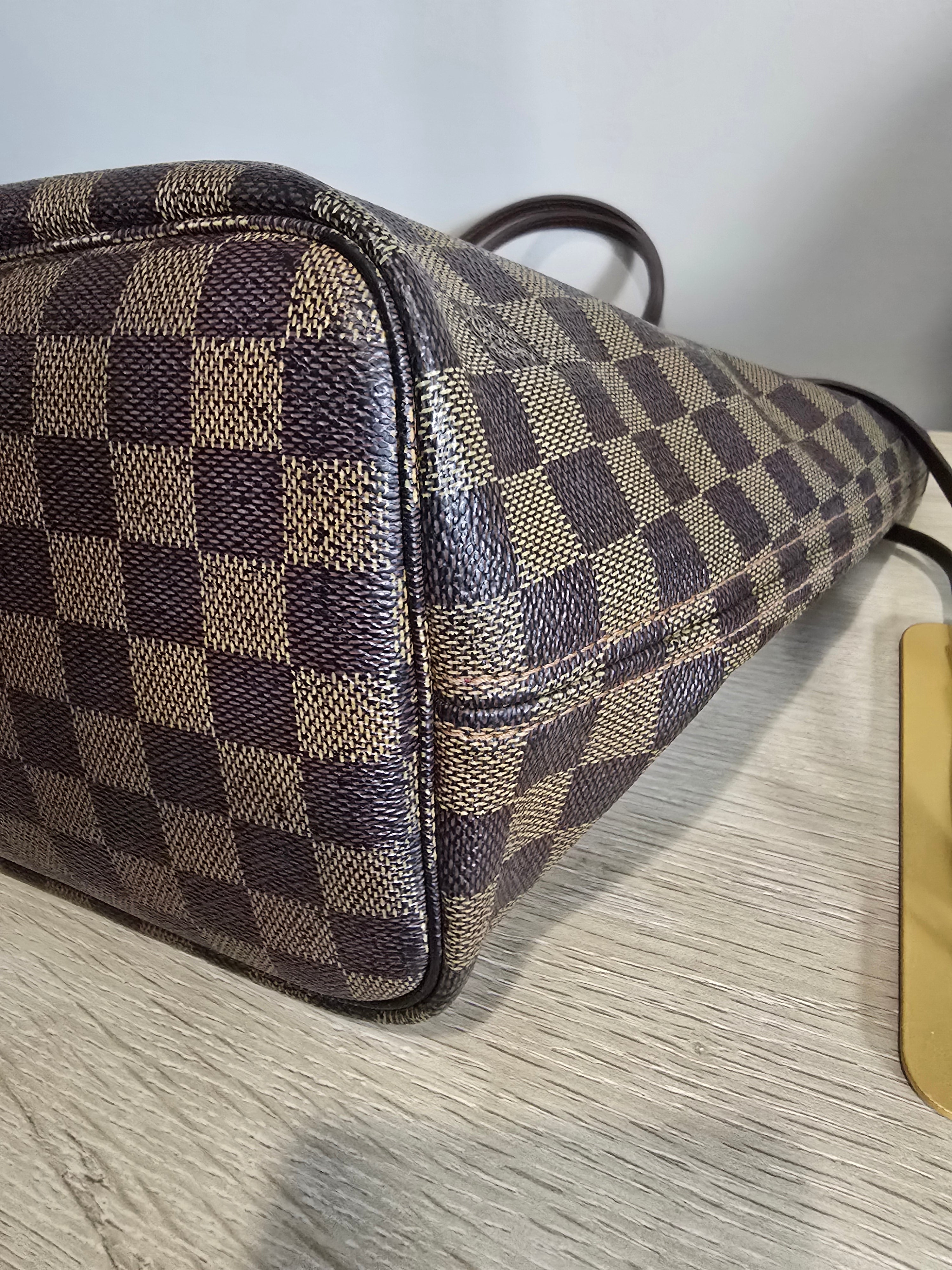 Louis Vuitton Damier Ebene Neverfull MM