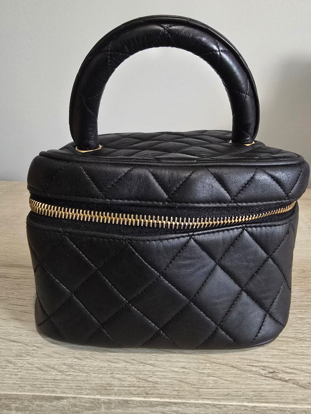 Chanel Vintage Vanity Bag Black Quilted Lambskin Gold Hardware