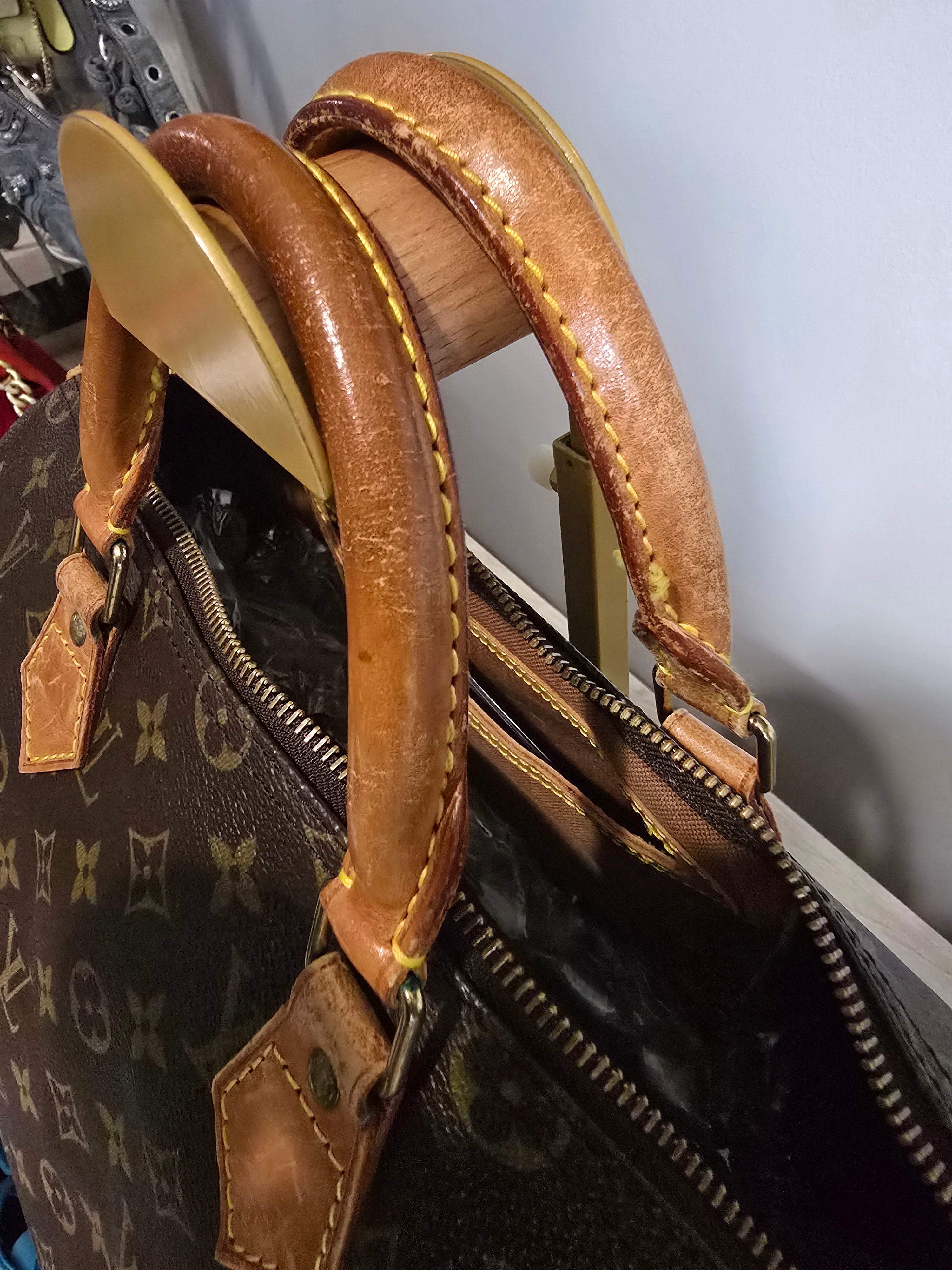 Louis Vuitton Monogram Speedy 35