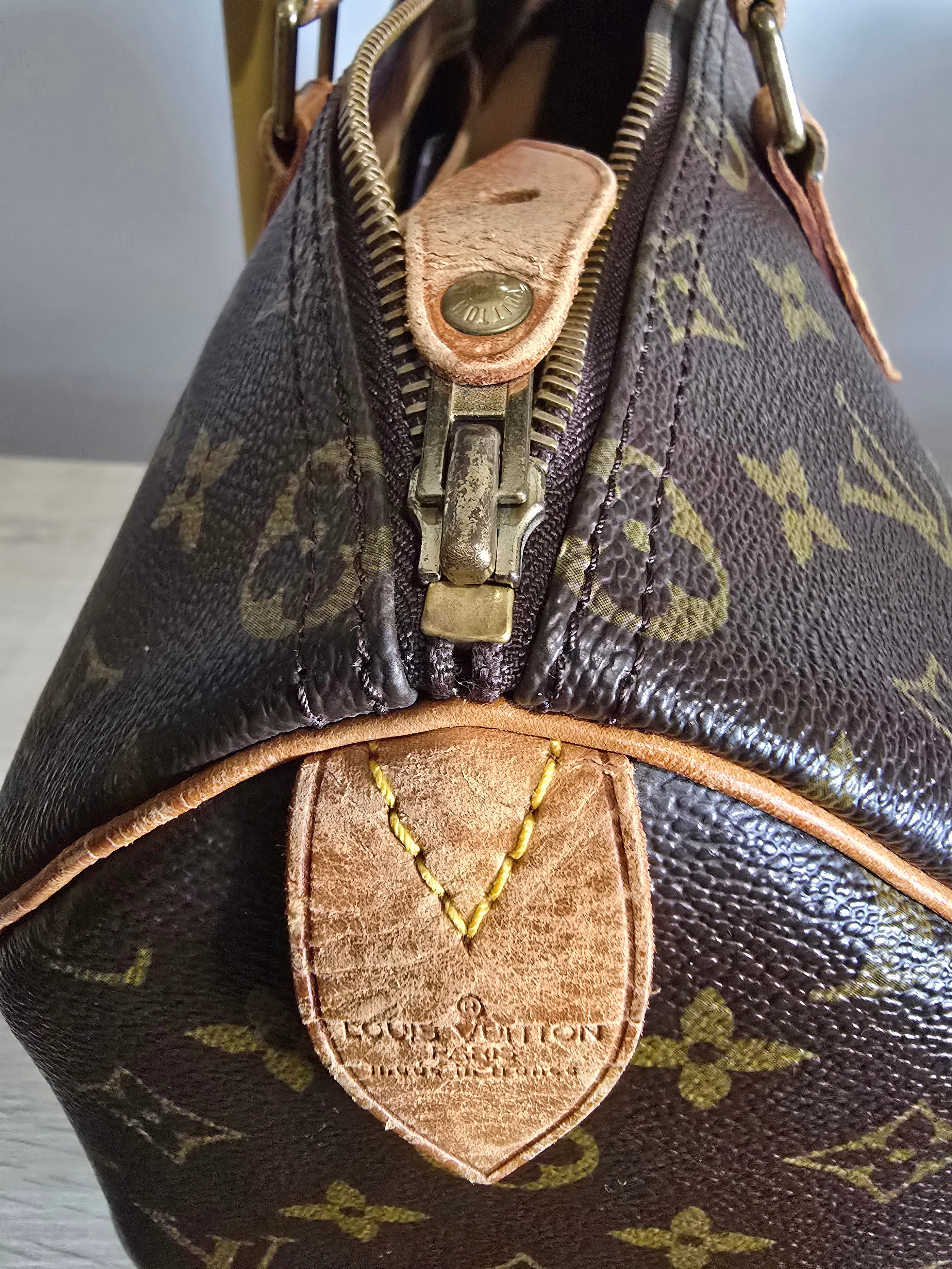 Louis Vuitton Monogram Speedy 35