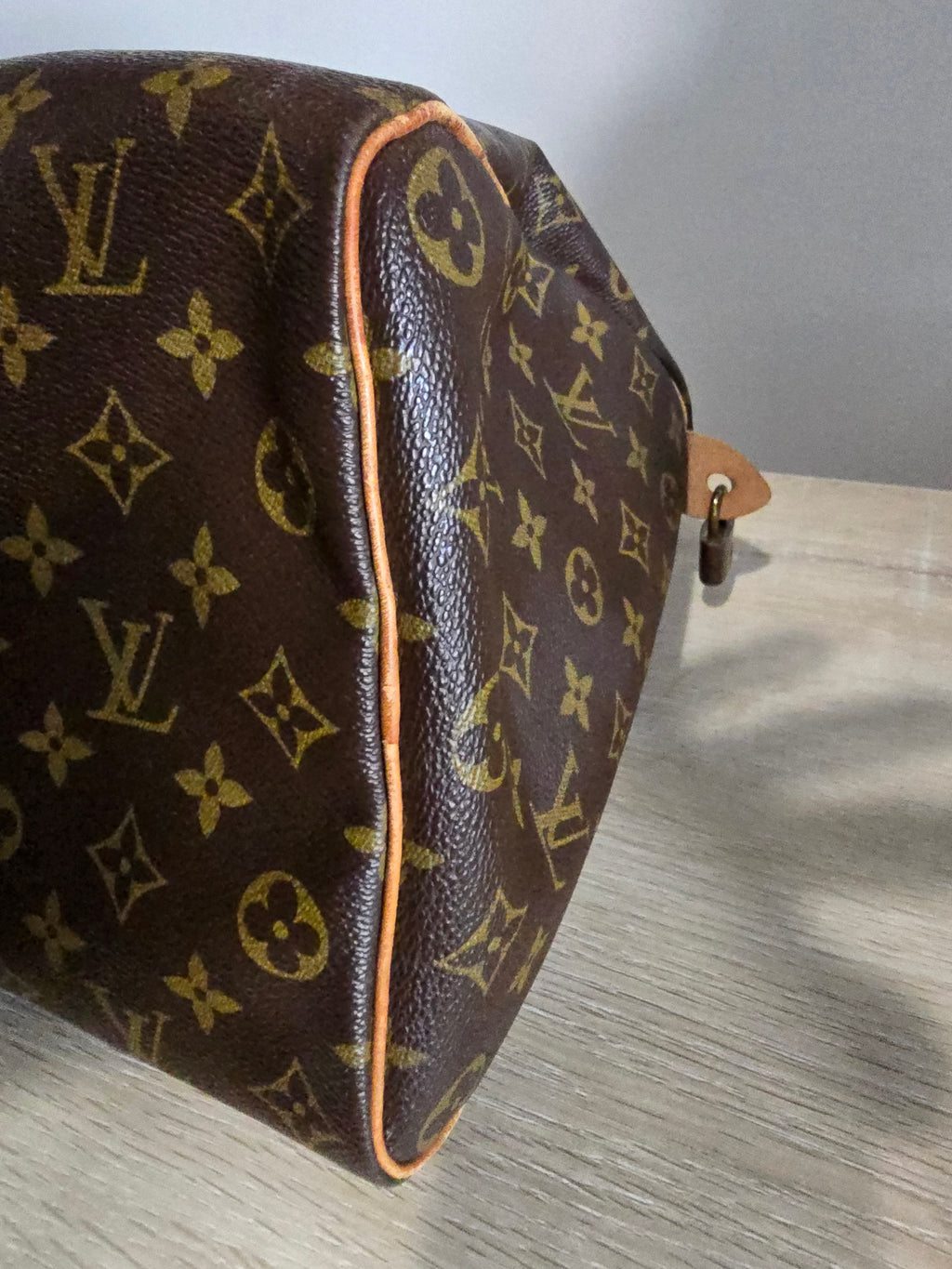 Louis Vuitton Monogram Speedy 35
