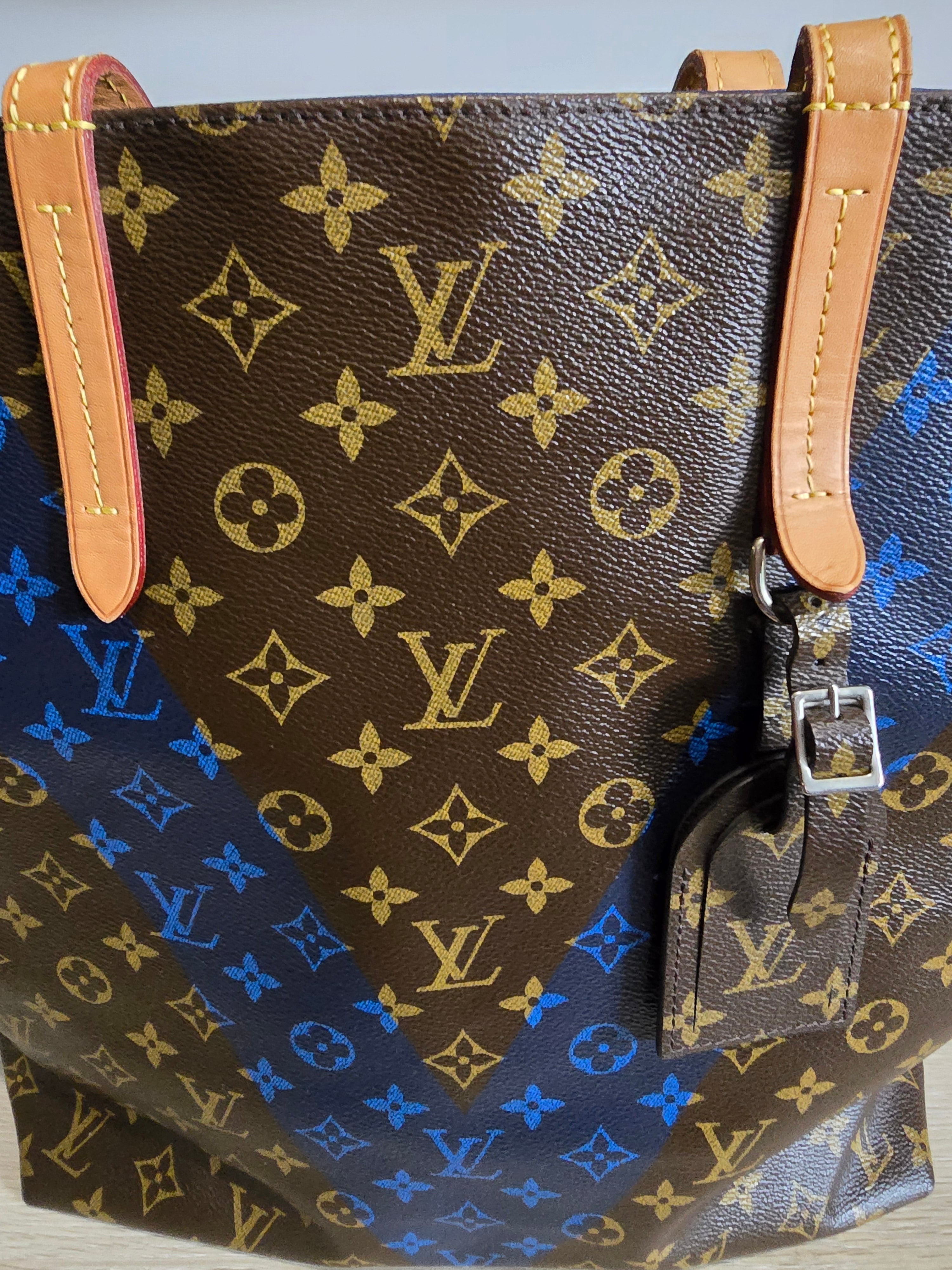 Louis Vuitton Monogram Cabas Mezzo