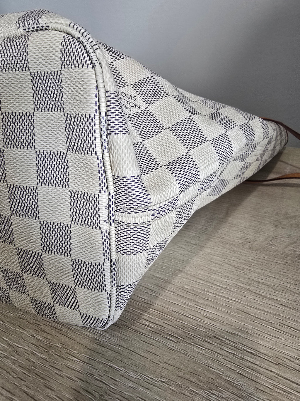 Louis Vuitton Damier Azur Neverfull MM with Pouch