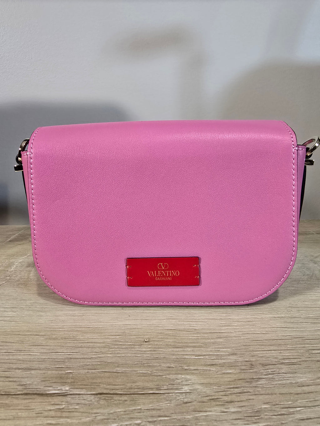 Valentino Garavani Locò Small Shoulder Bag Pink