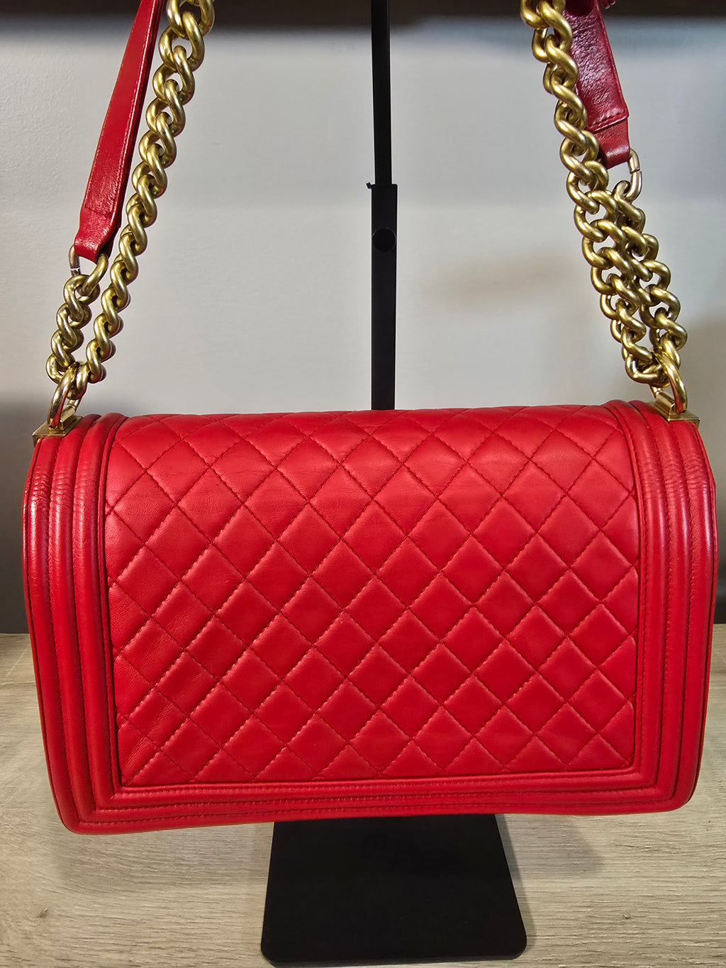 Chanel Caviar Quilted Medium Boy Bag Red Gold Hardware