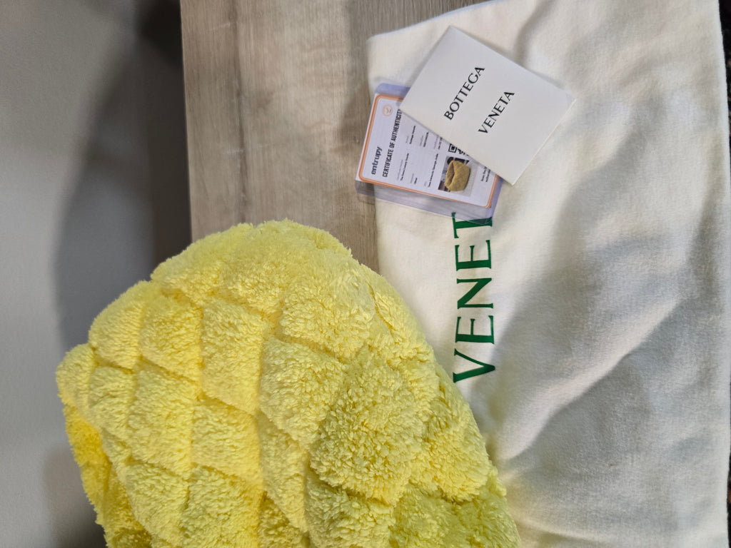 Bottega Veneta Shearling Intrecciato Teen Jodie Yellow