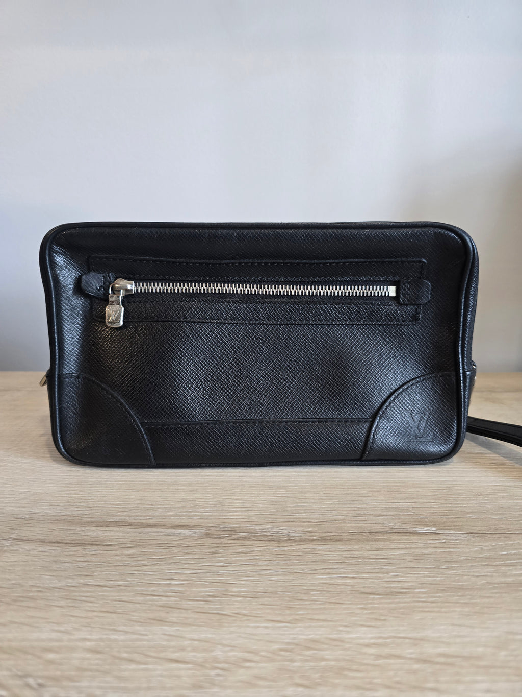 Louis Vuitton Taiga Pavel Bag Black