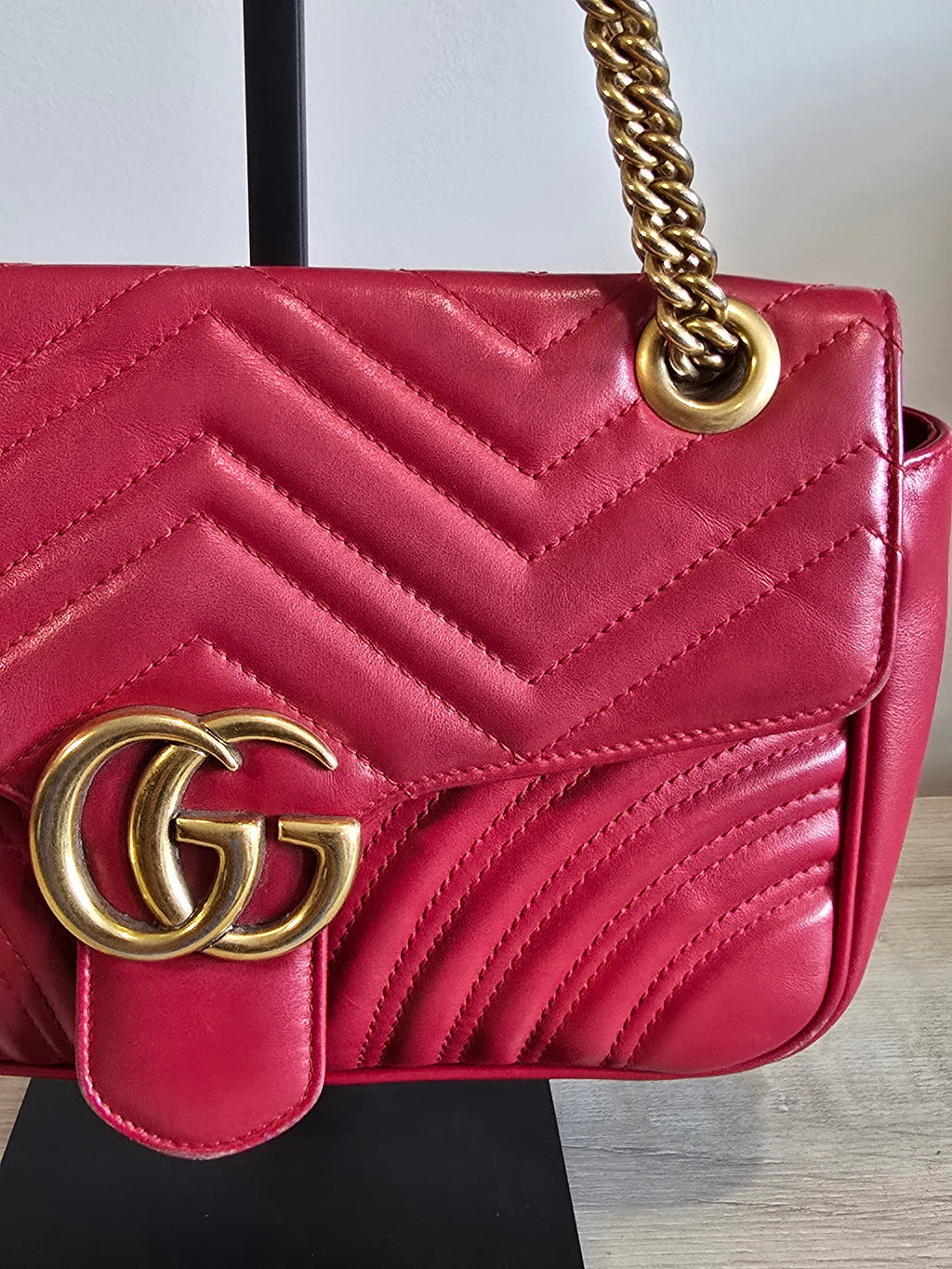 Gucci GG Marmont Medium Matelassé Leather Flap Bag Red Gold Hardware