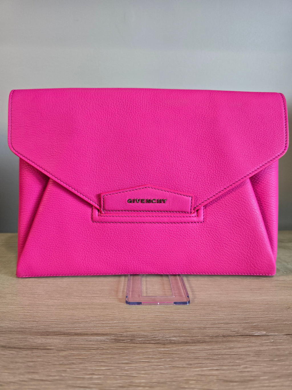 Givenchy Antigona Envelope Clutch Bright Pink Grained Leather Gold Hardware