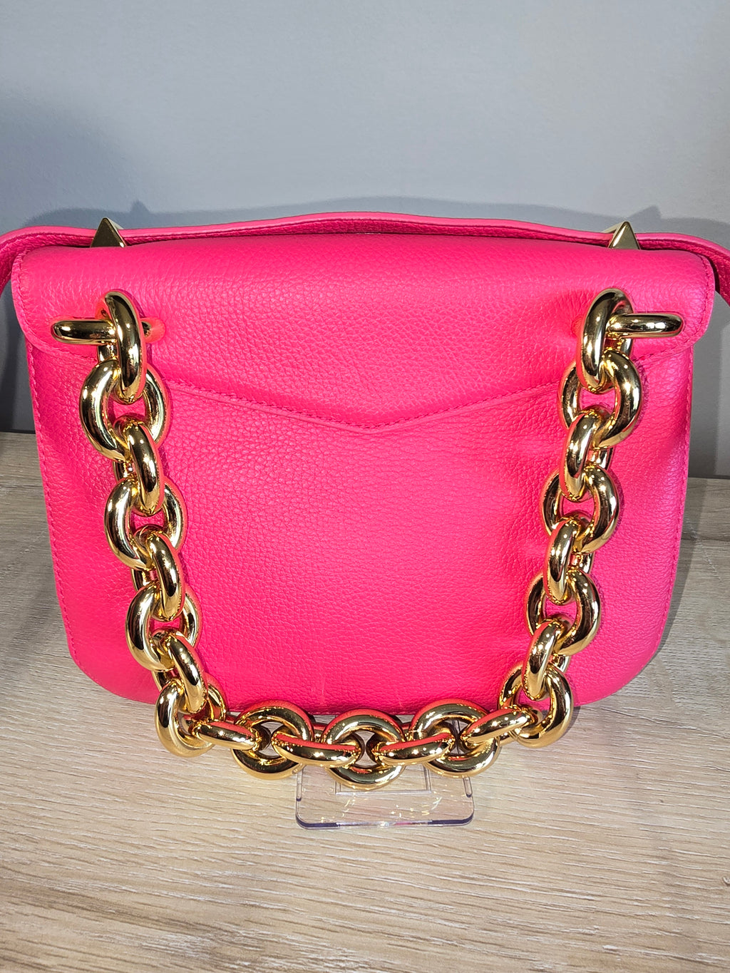 Bottega Veneta Envelope Bag Bright Pink Smooth Leather Gold Hardware