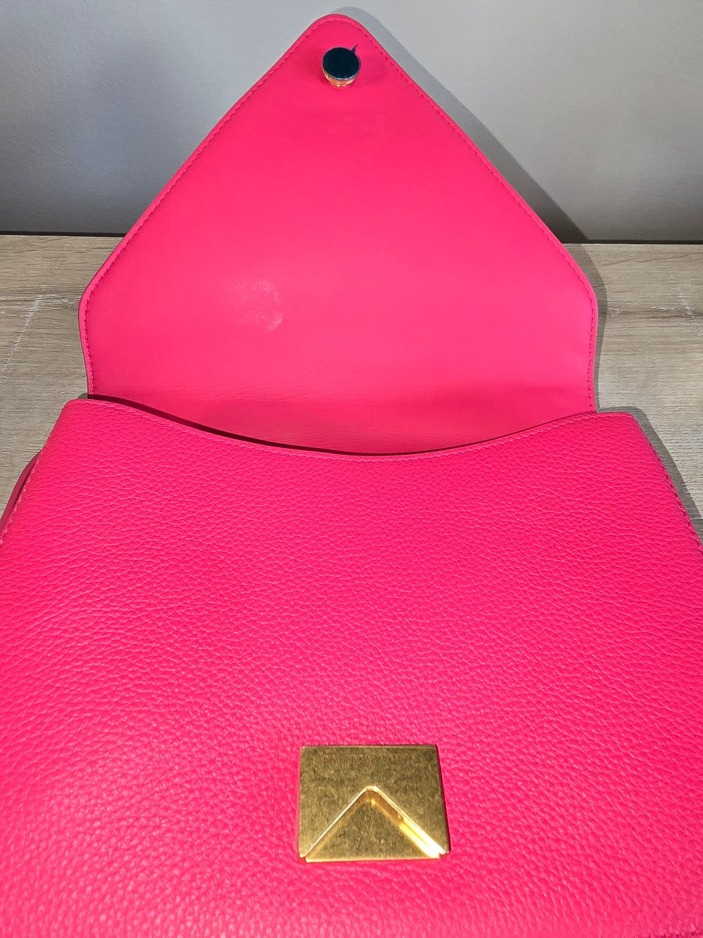Bottega Veneta Envelope Bag Bright Pink Smooth Leather Gold Hardware